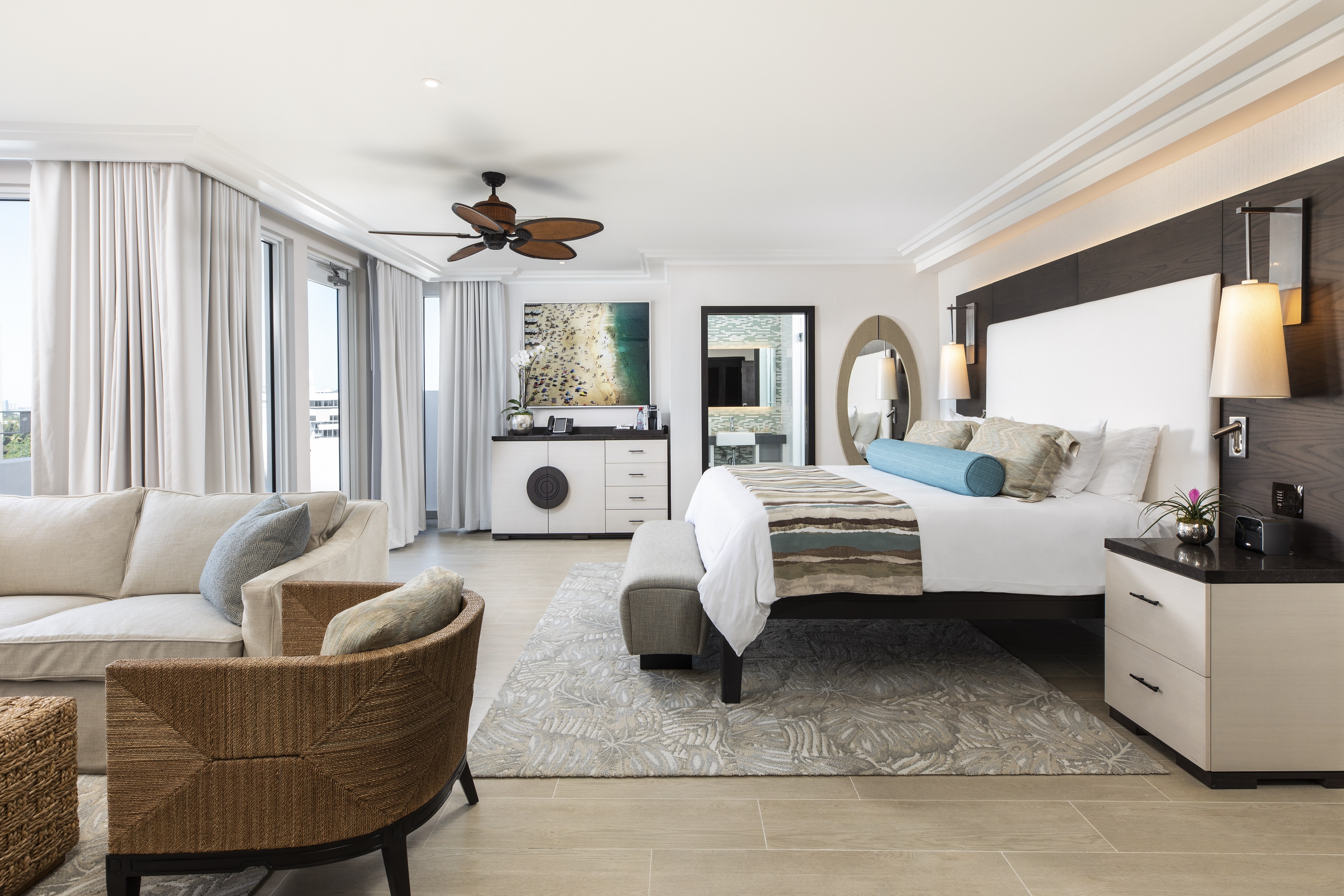 Junior Suite City View One Bedroom