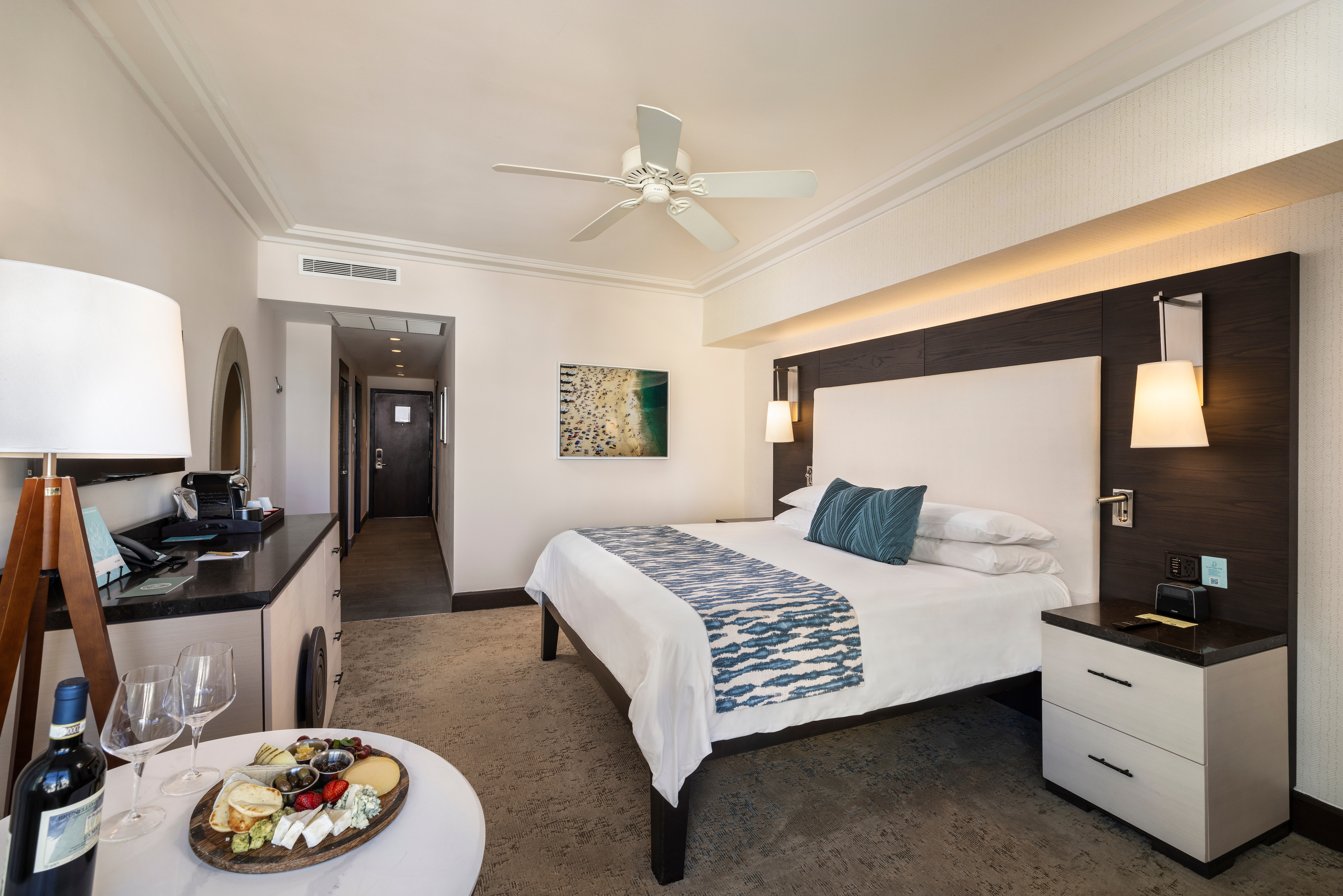 Double City View King Bed