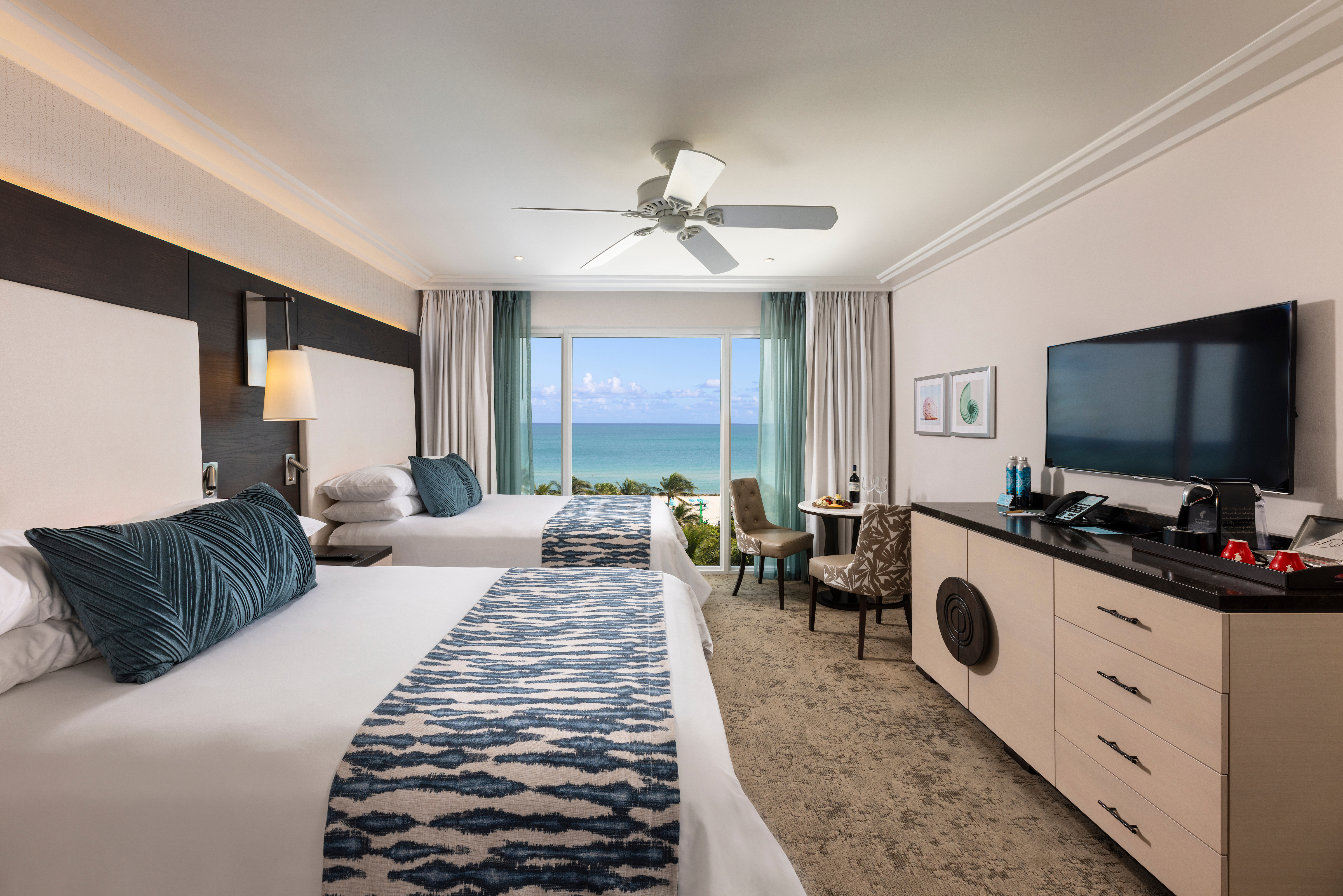 Double Ocean Front Two Double Beds