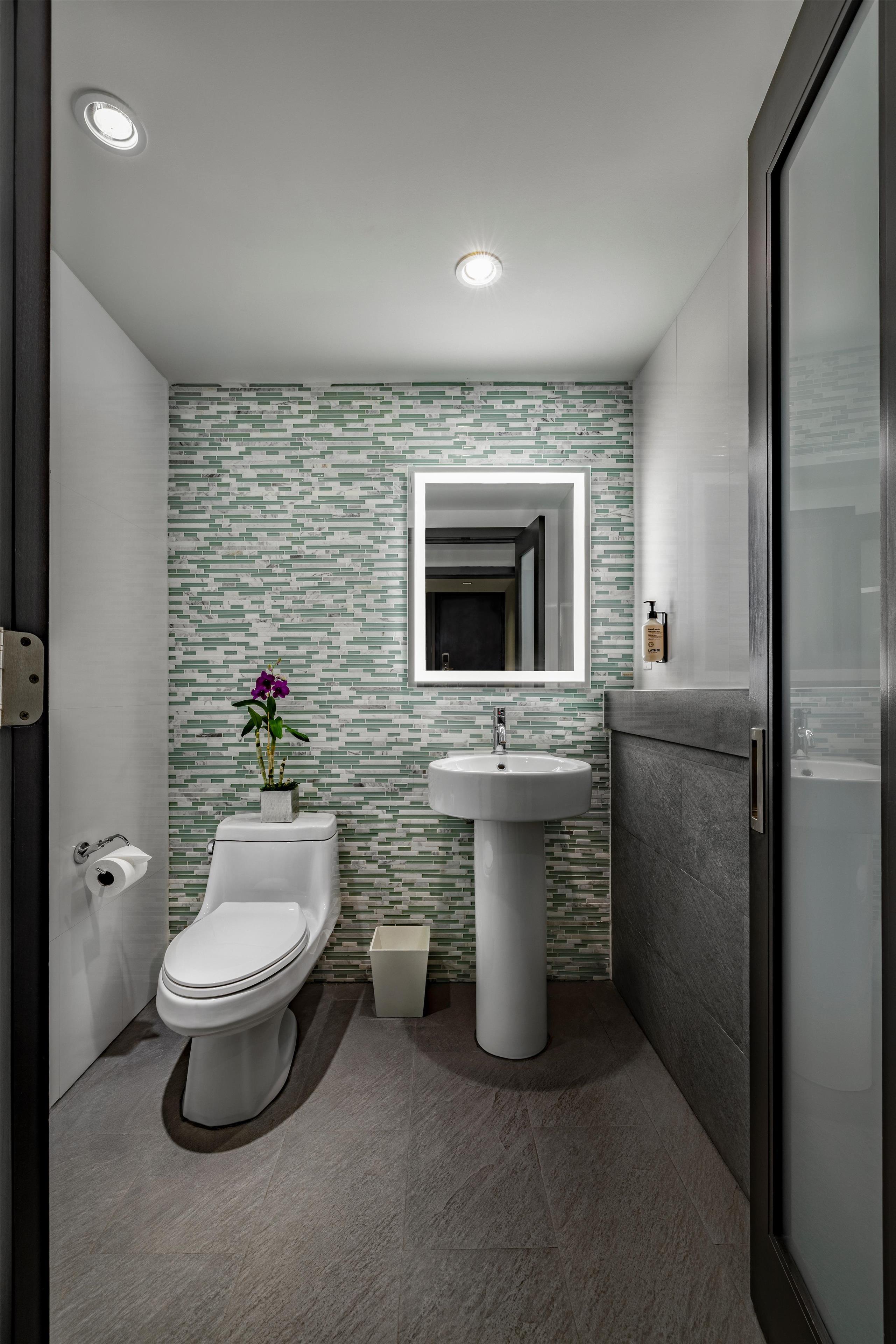 Studio King Size Bed