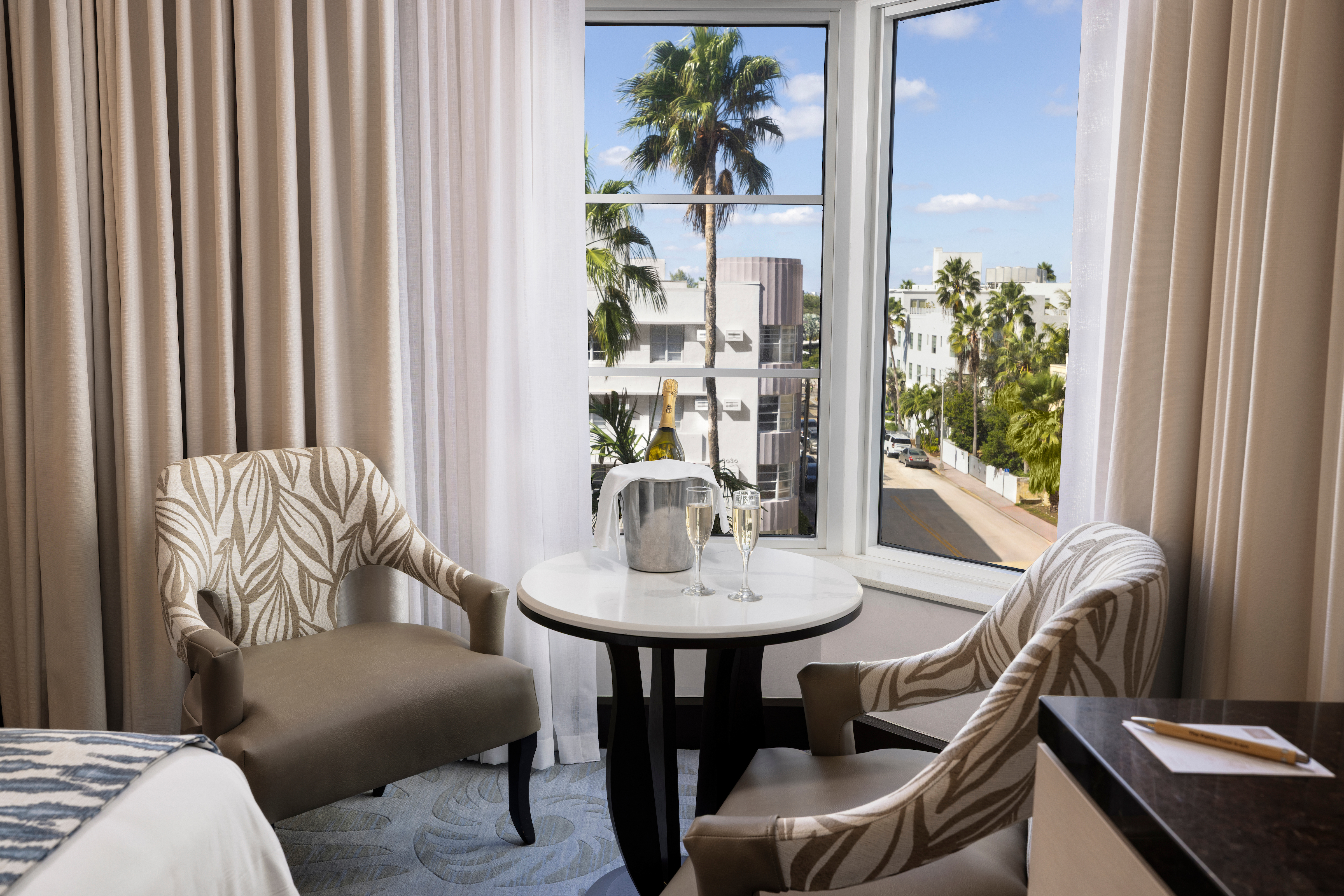 Double City View King Bed