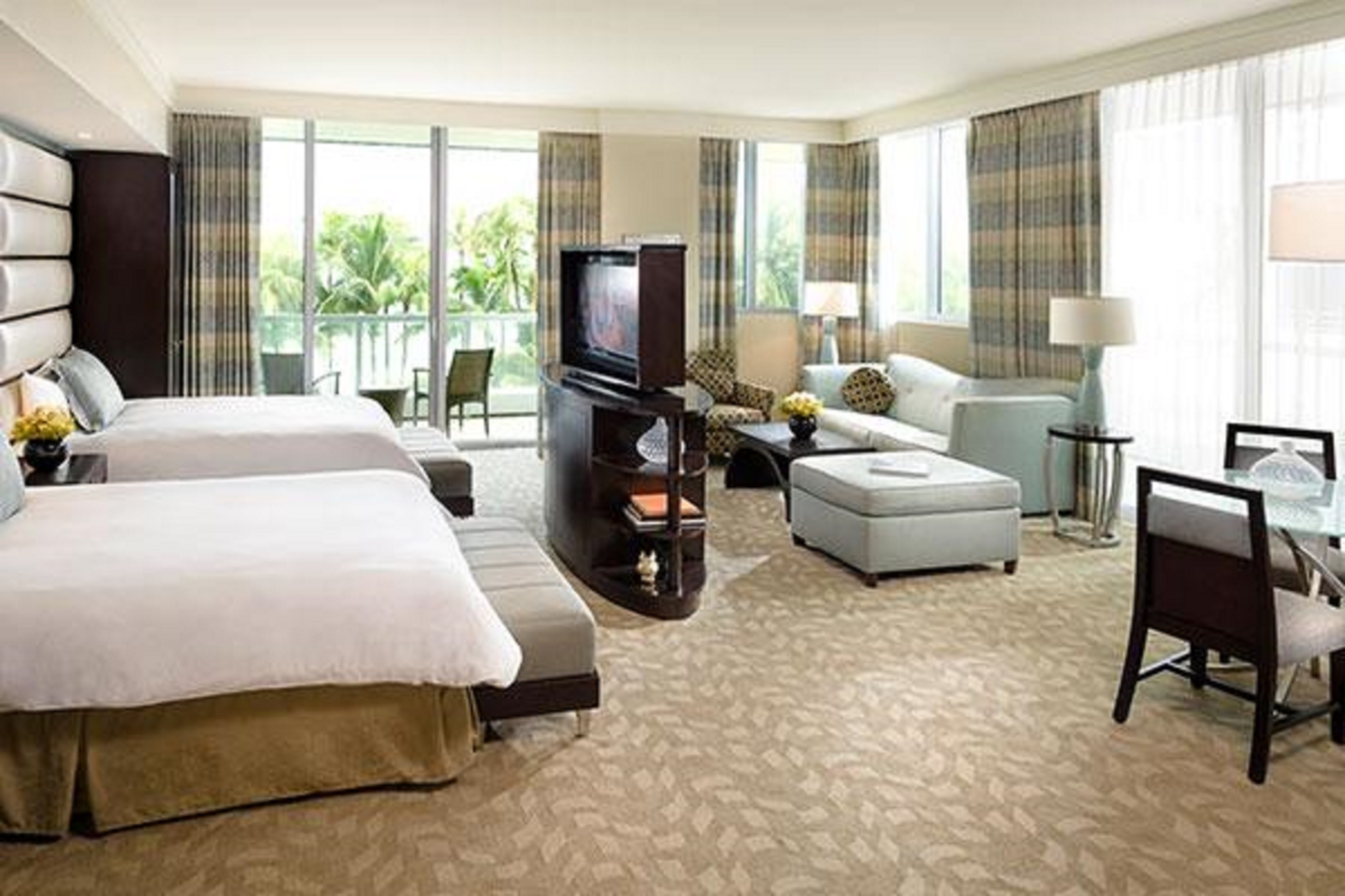 Junior Suite Ocean View Two Queen Beds