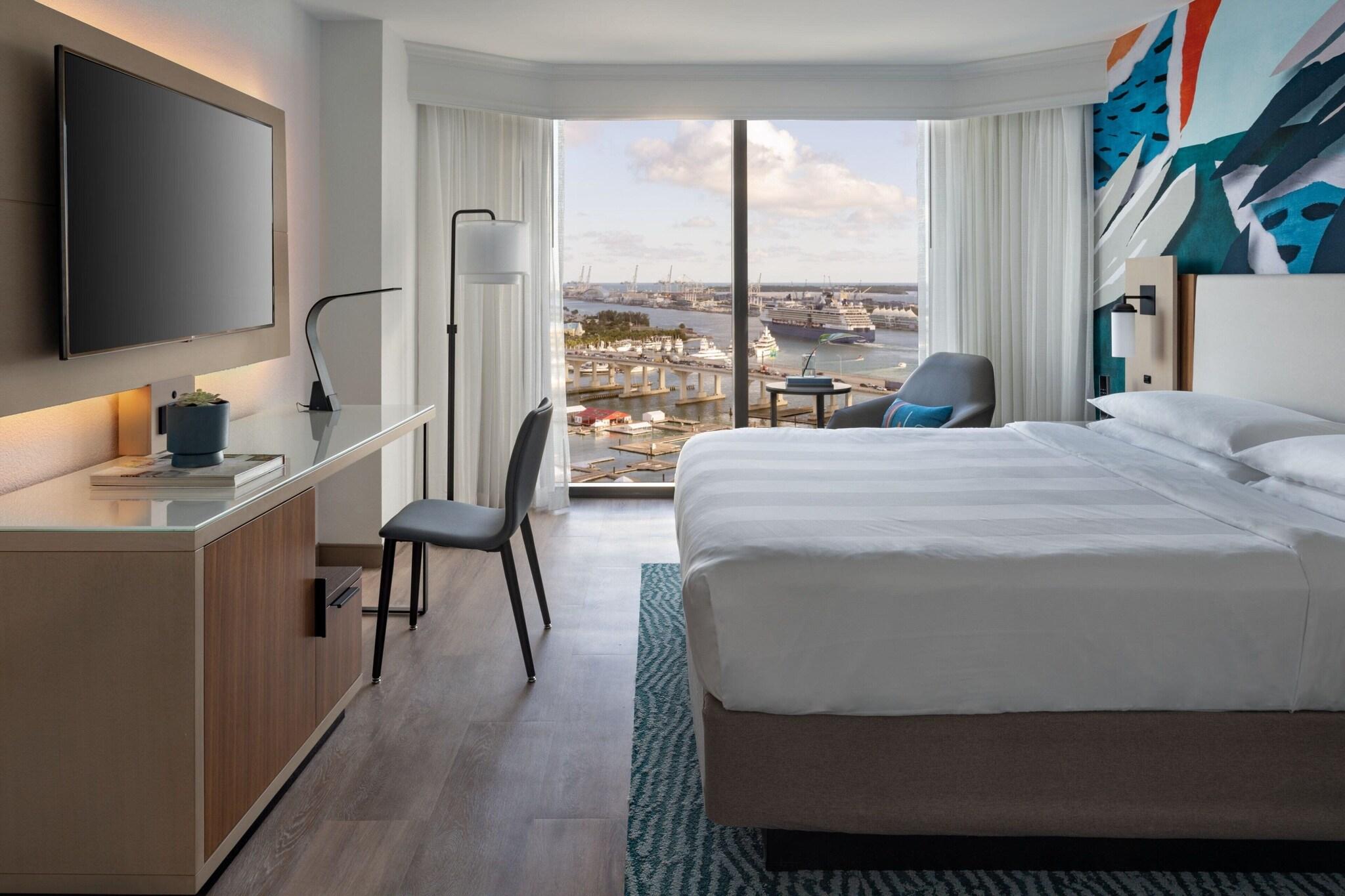 Double Bay View King Bed