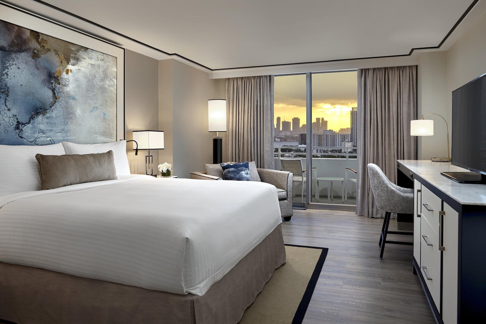 Double City View King Bed