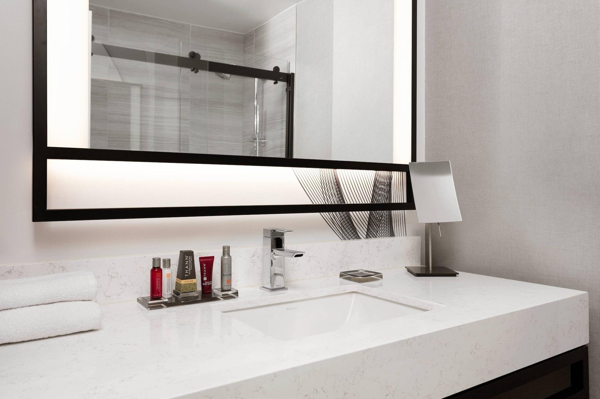 Quadruple Deluxe River View