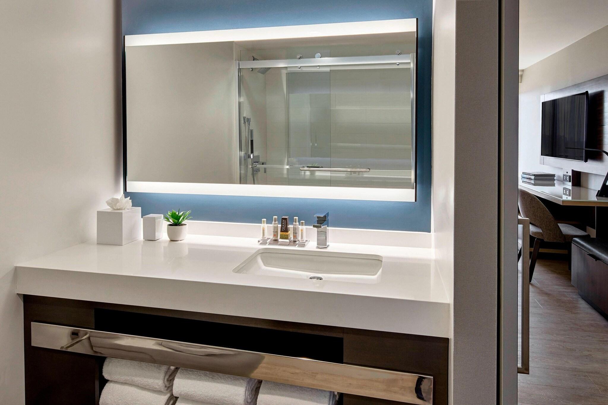 Double Accessible King Size Bed