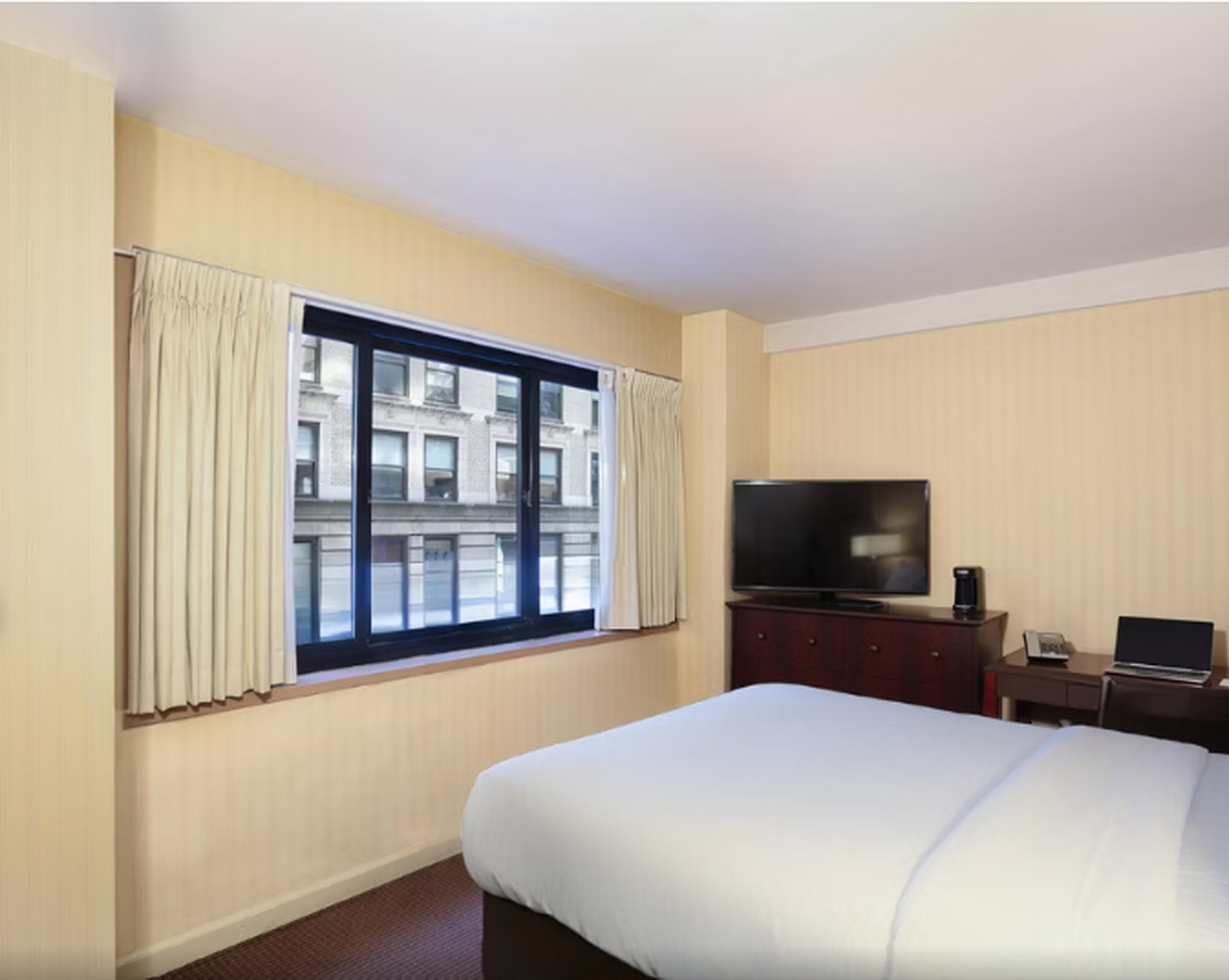 Double Queen Size Bed