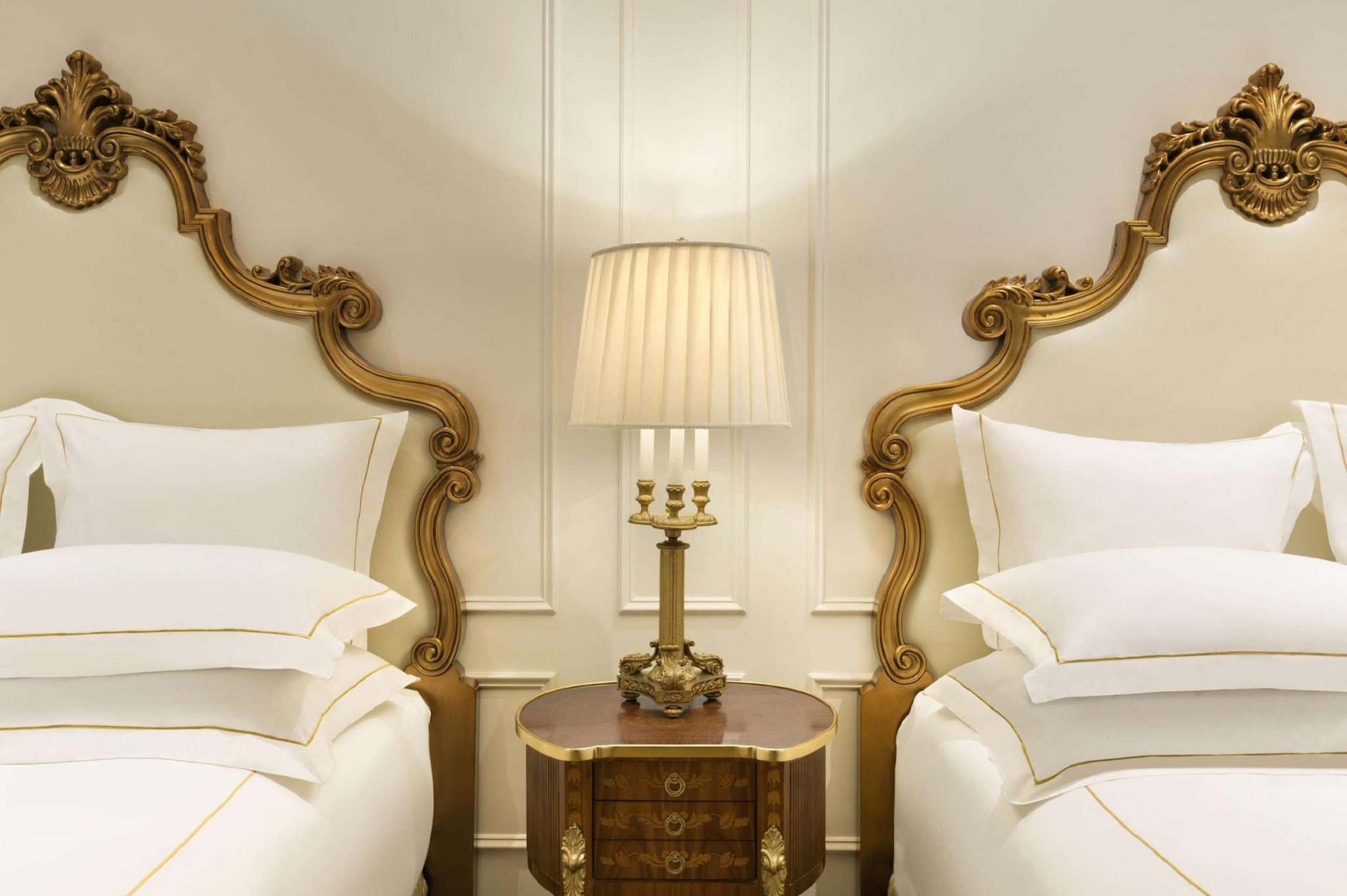 Room Deluxe Two Queen Beds