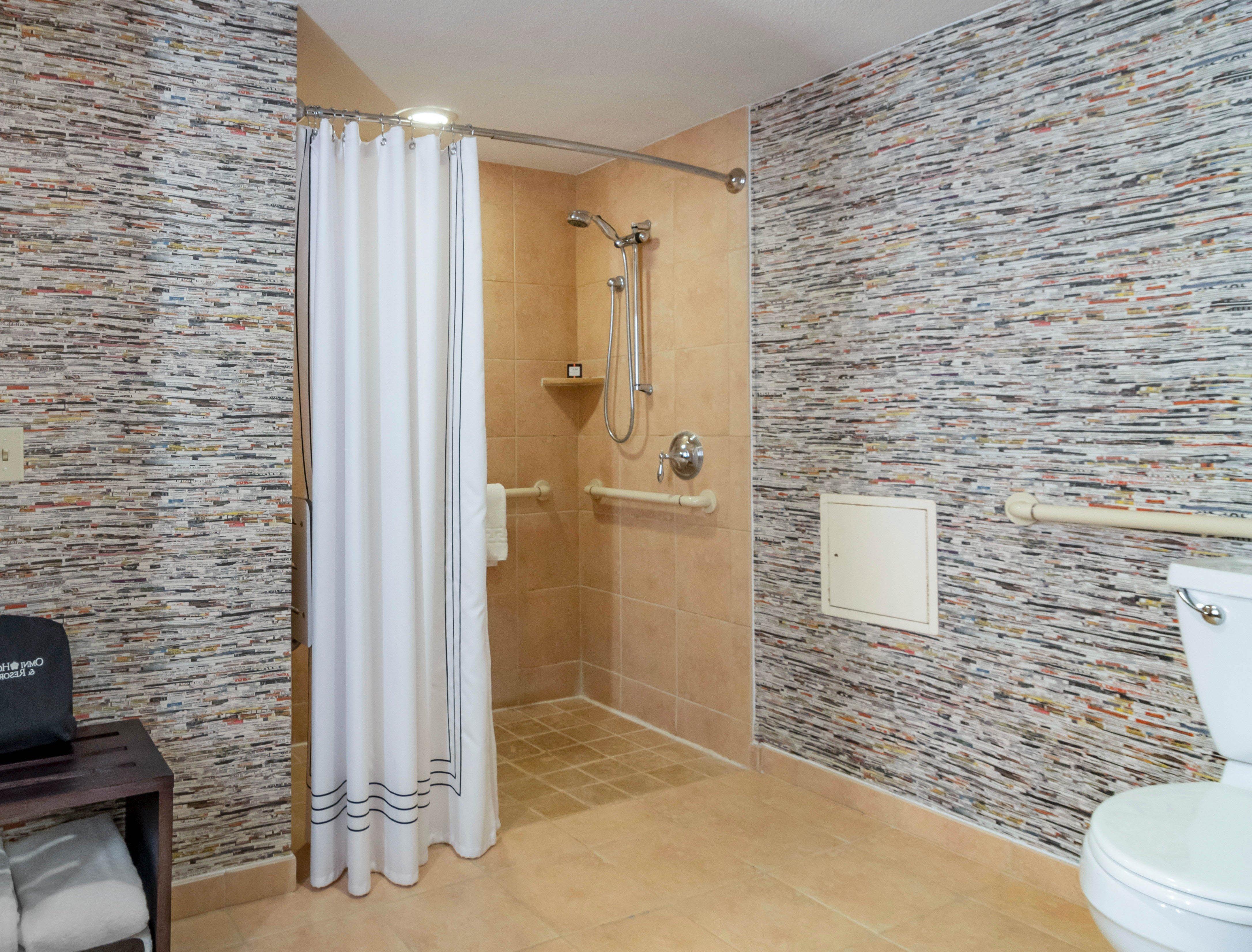 Double Deluxe King Bed