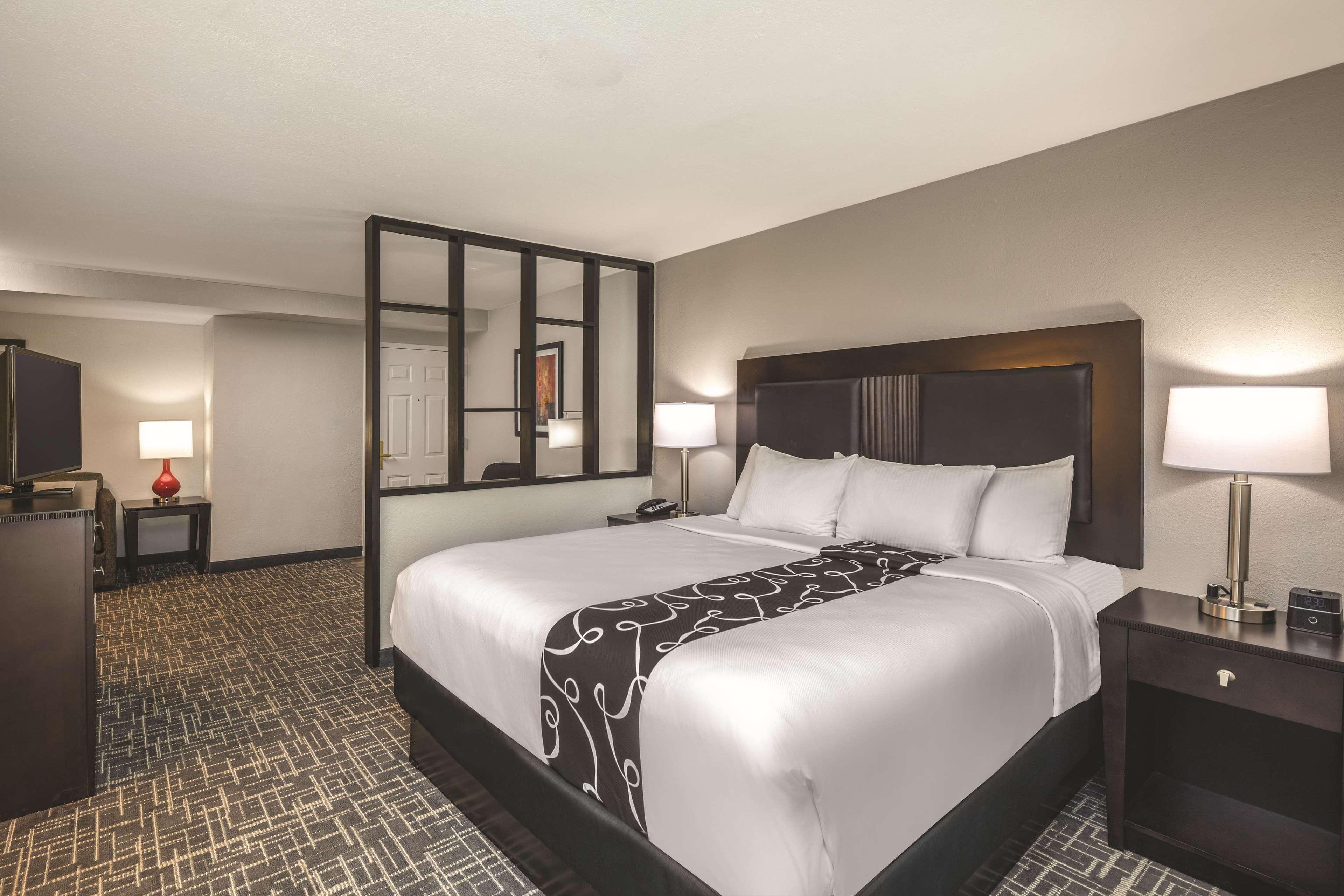 Room Executive King Bed