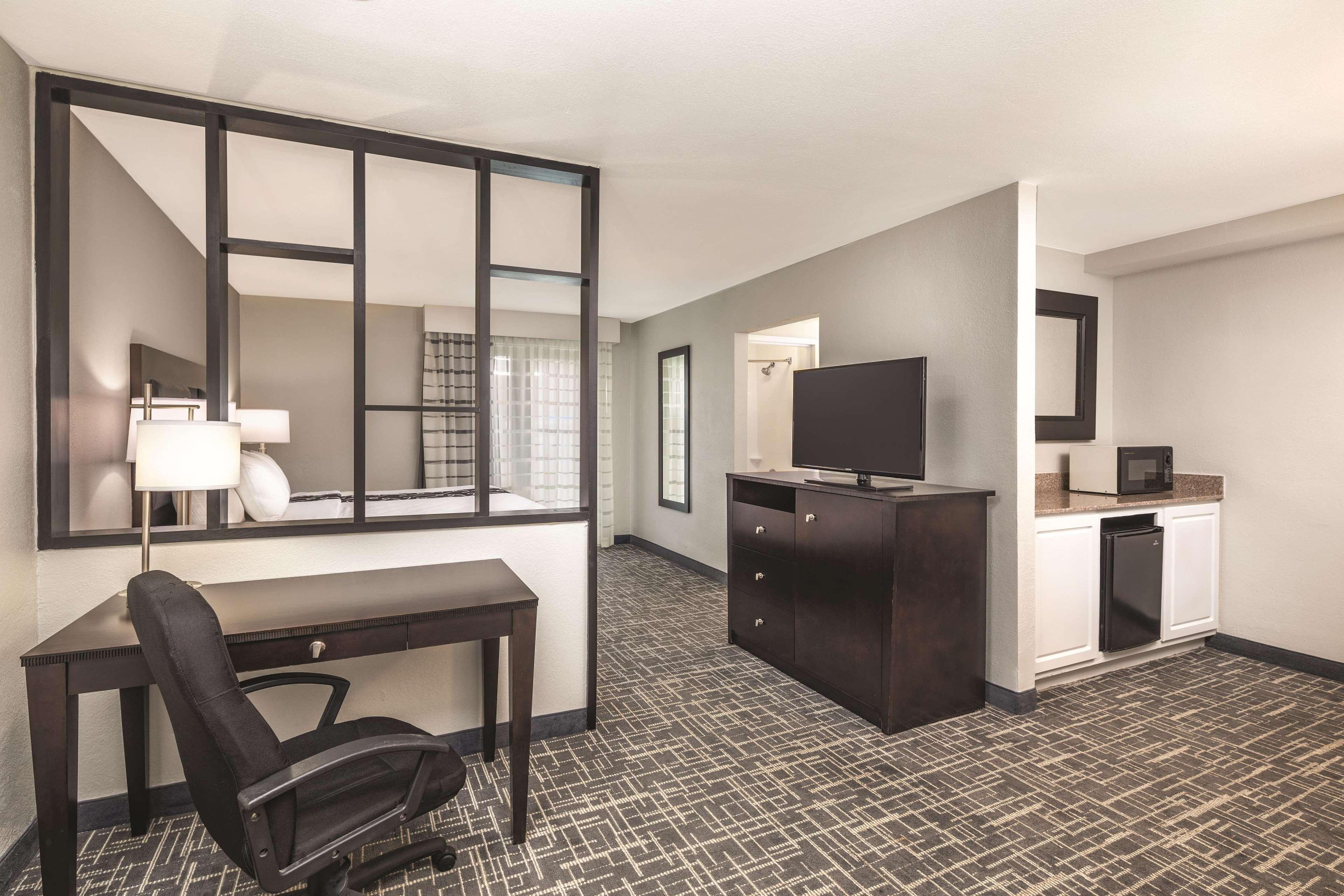 Room Executive King Bed