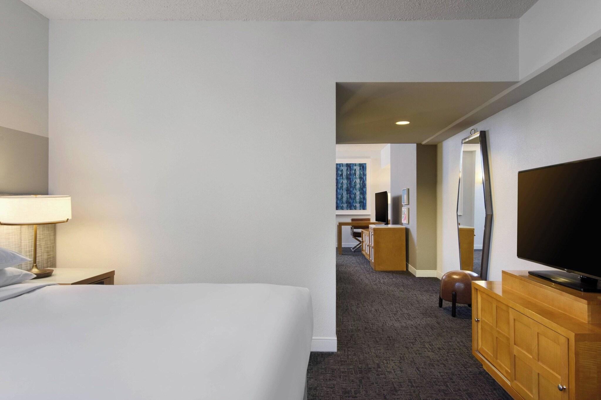 Junior Suite Mountain View