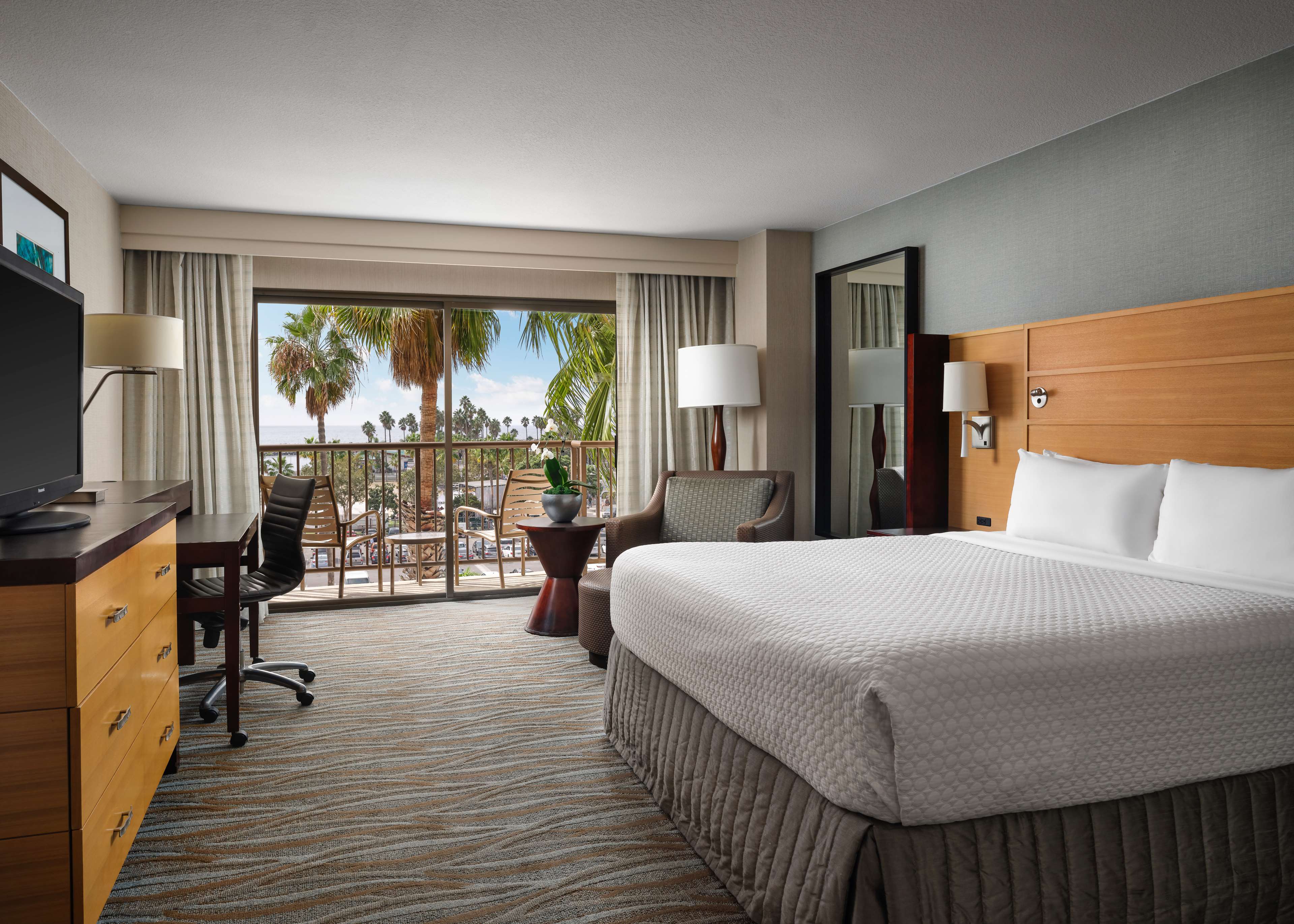 Double Ocean View King Bed