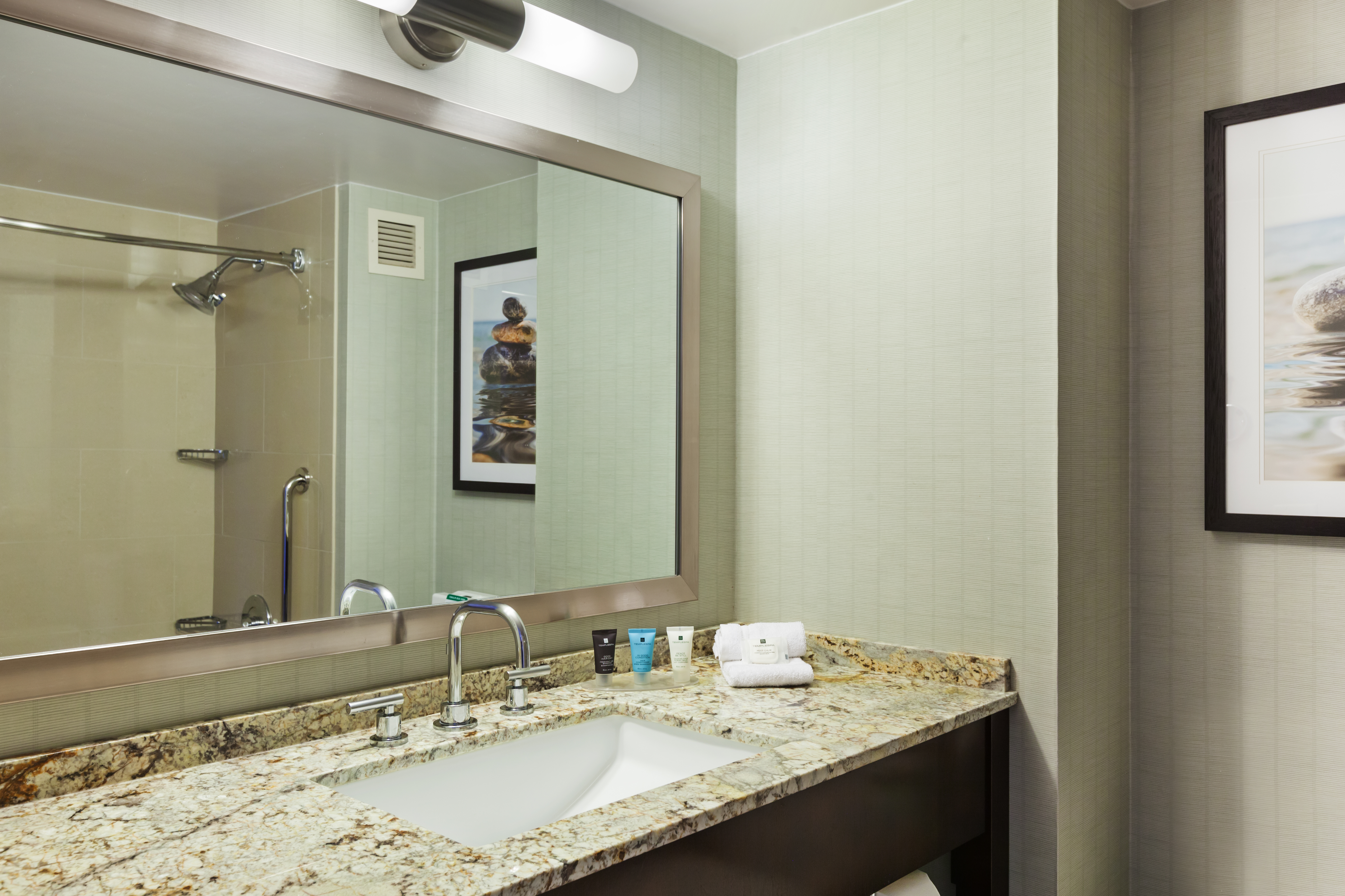 Double Ocean View Two Queen Beds