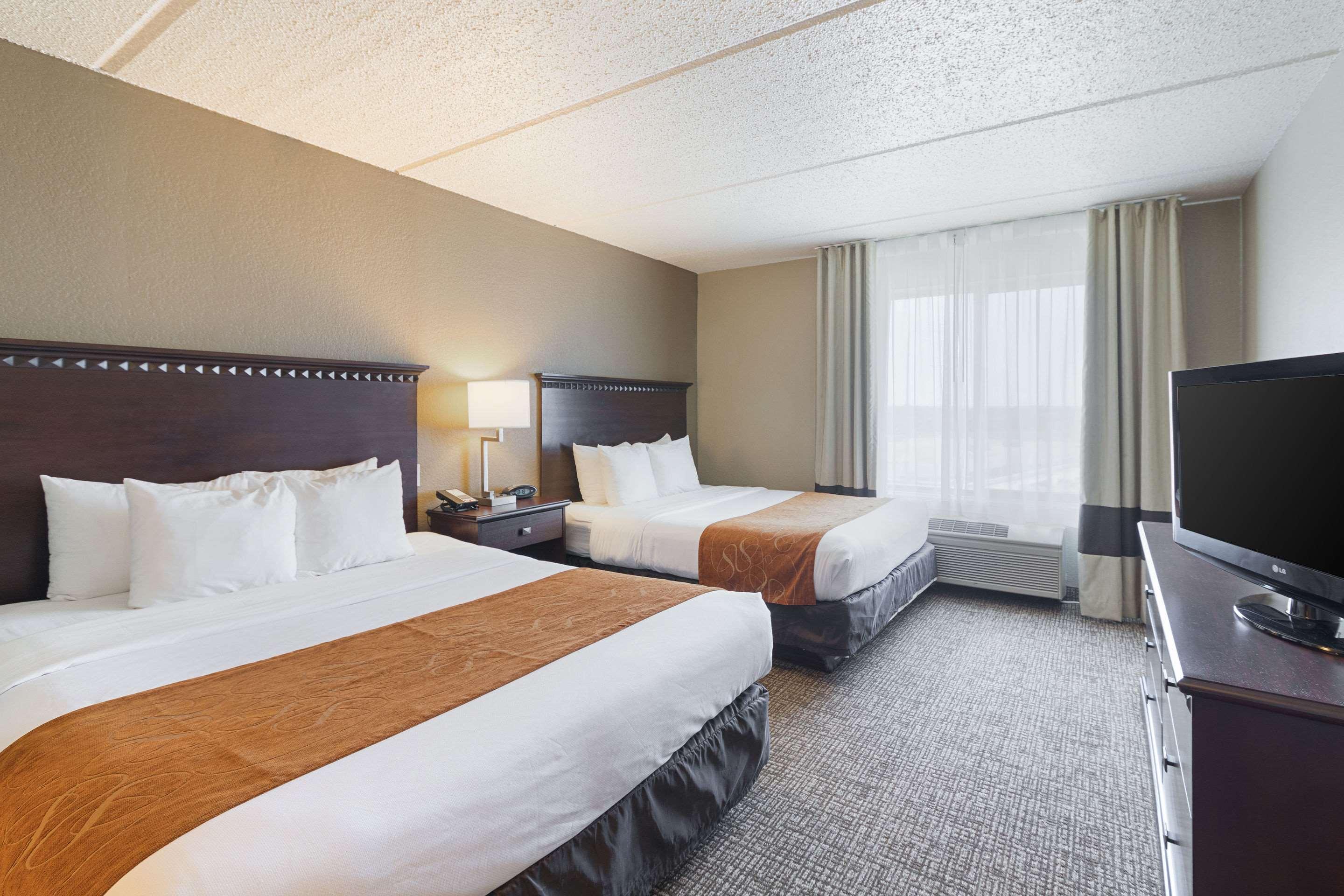 Suite Two Queen Beds Non Smoking