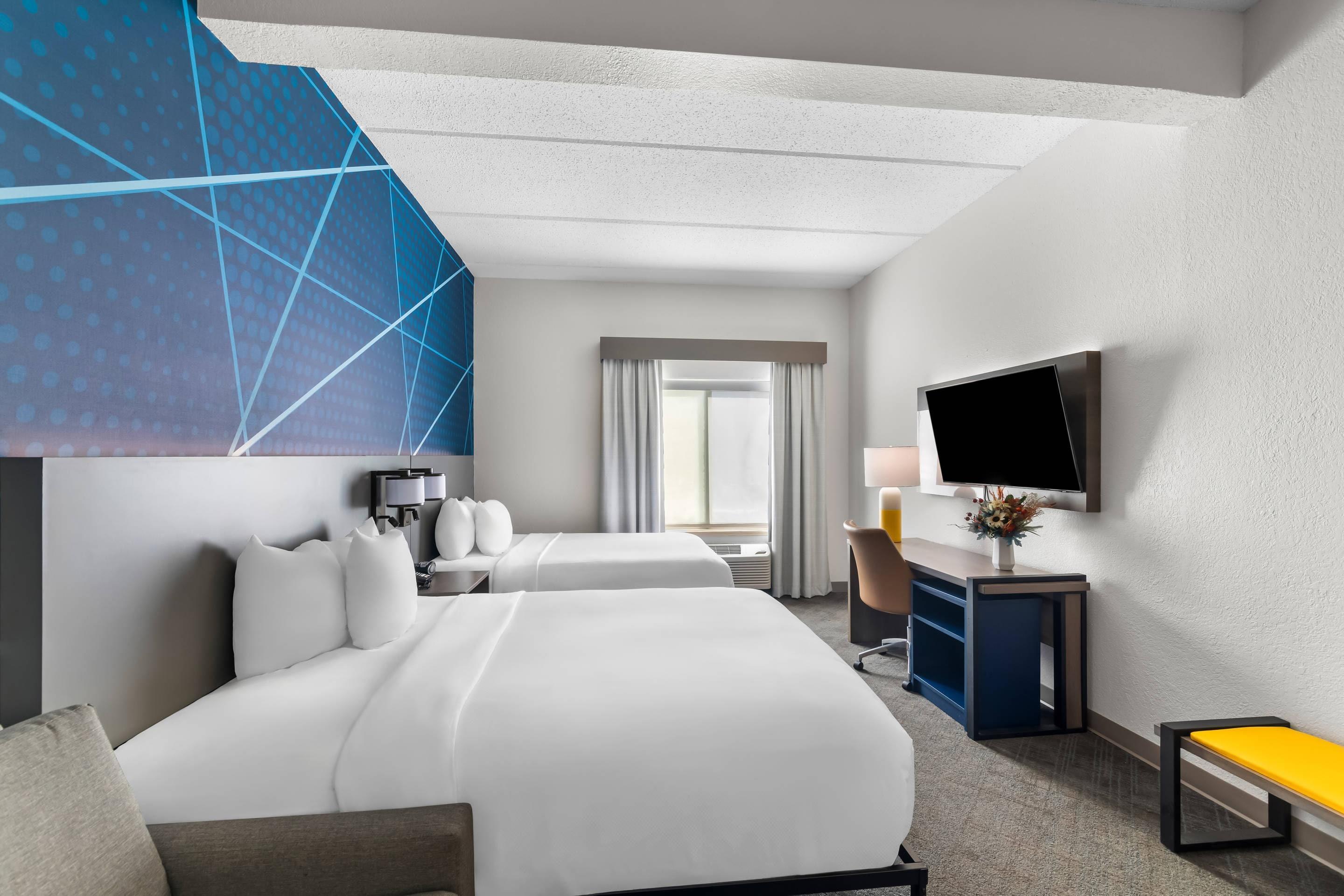Suite Two Queen Beds Non Smoking