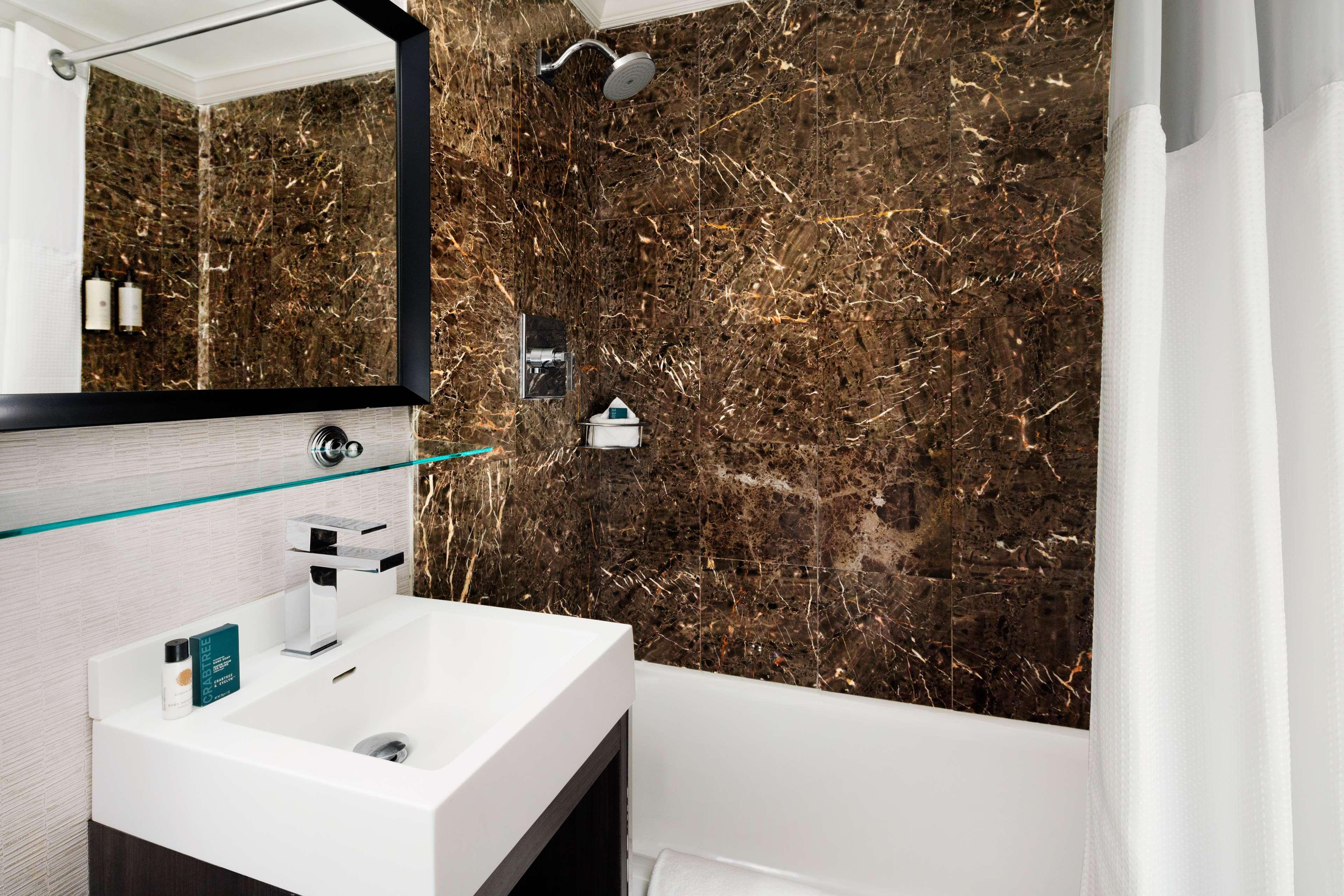 Studio Queen Size Bed