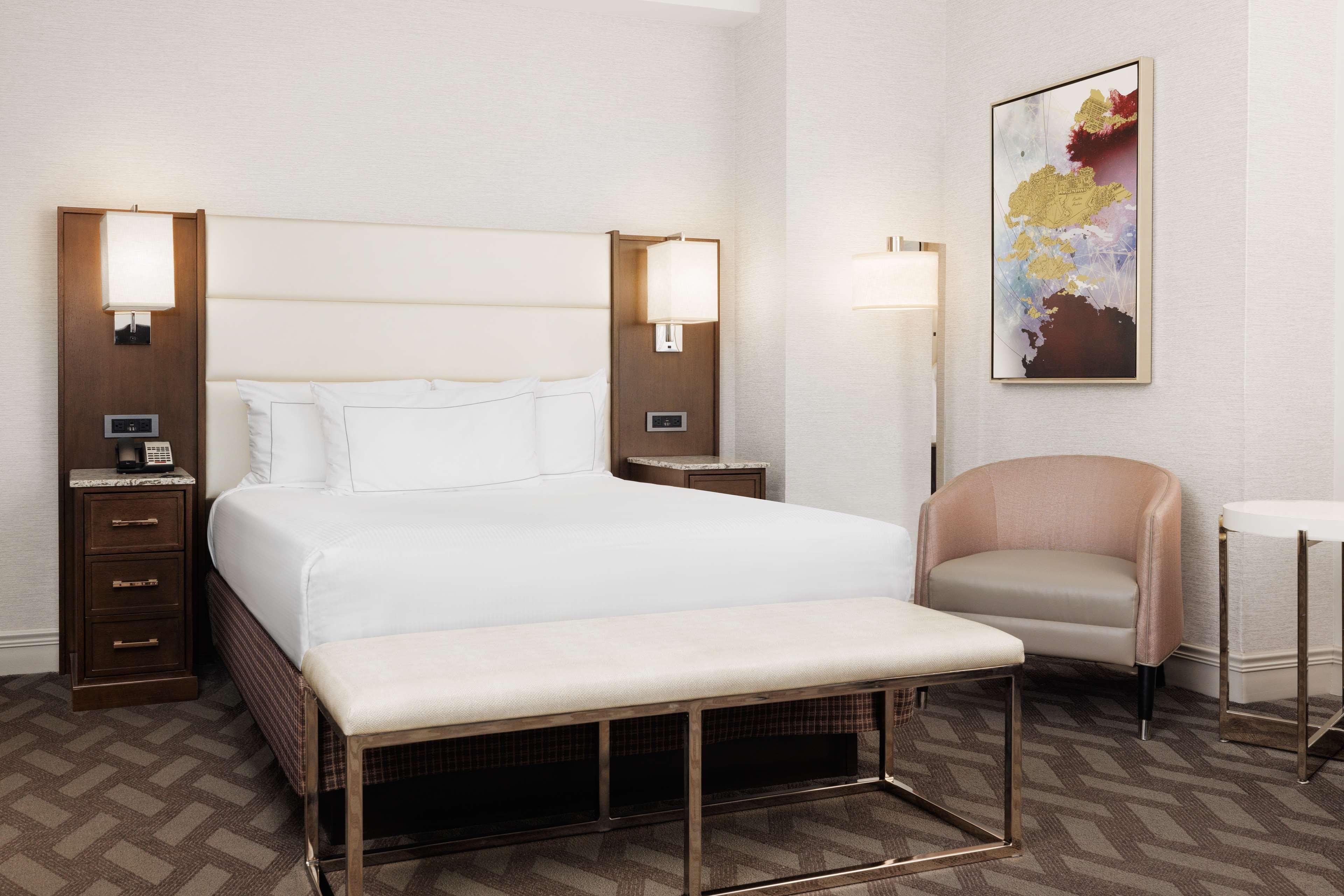 Studio Queen Size Bed