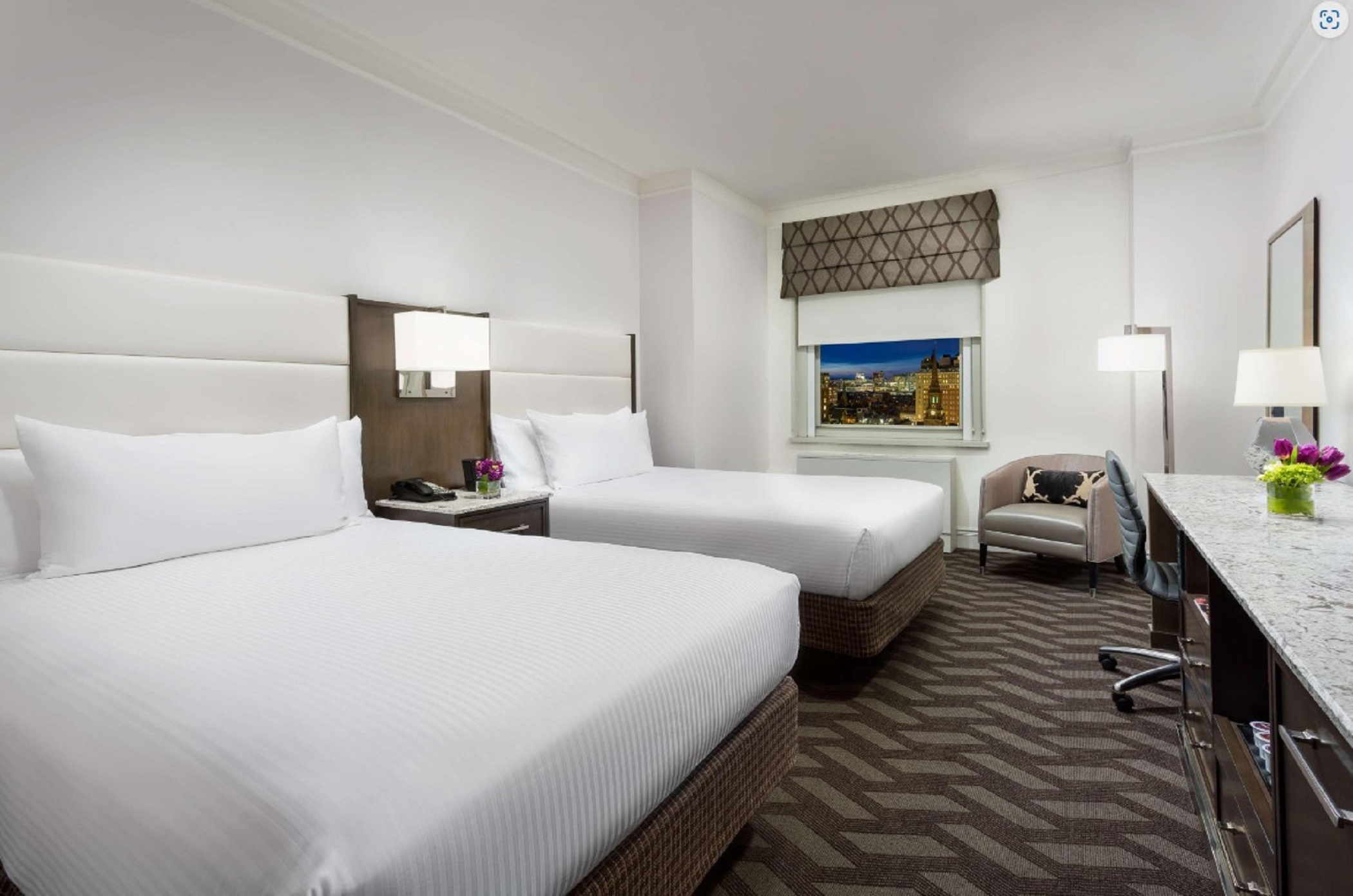 Double Deluxe Two Beds