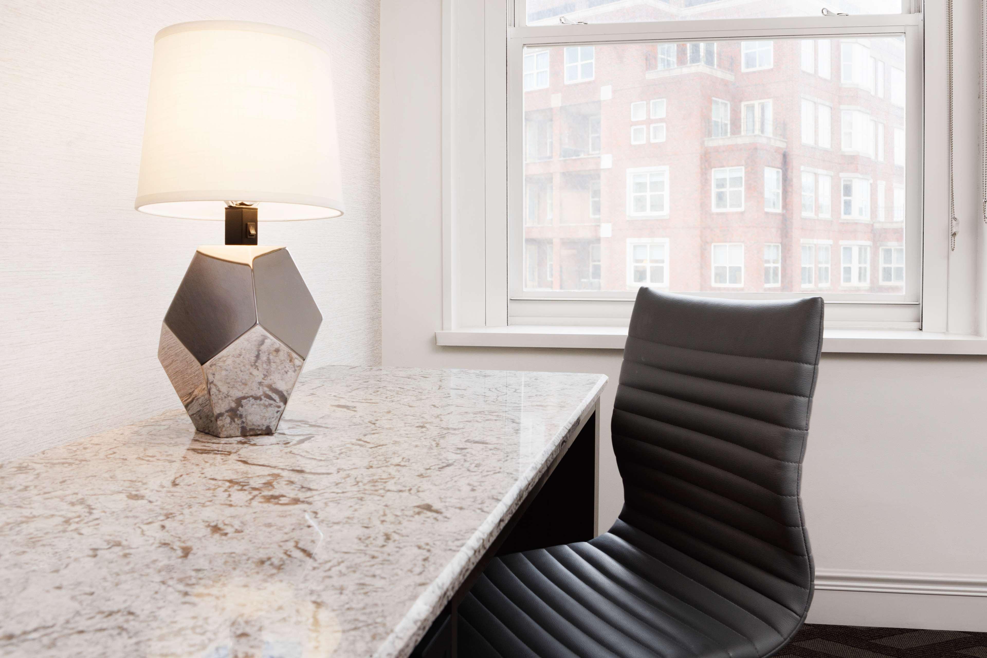 Double Deluxe King Bed