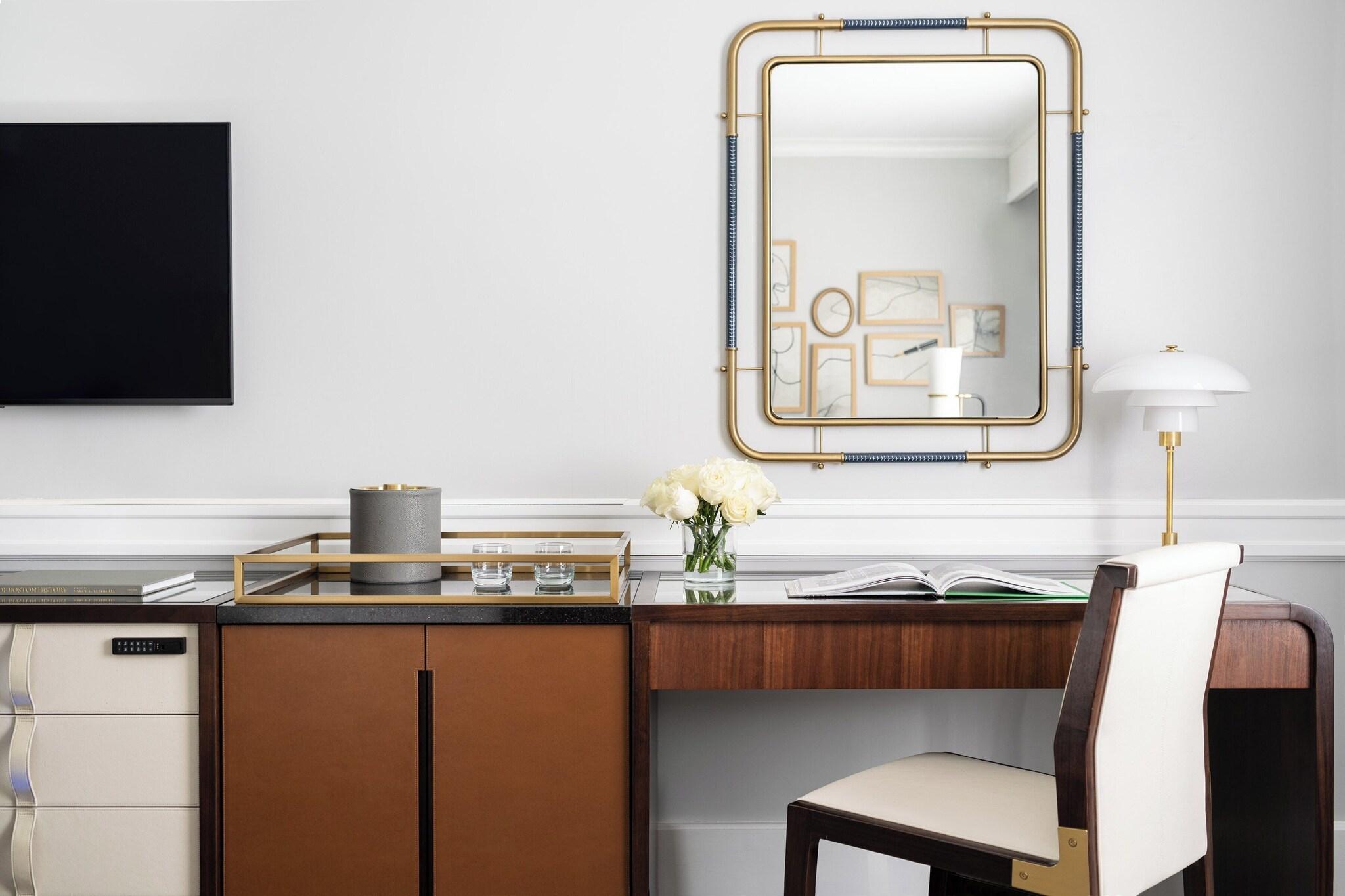 Quadruple Two Queen Beds