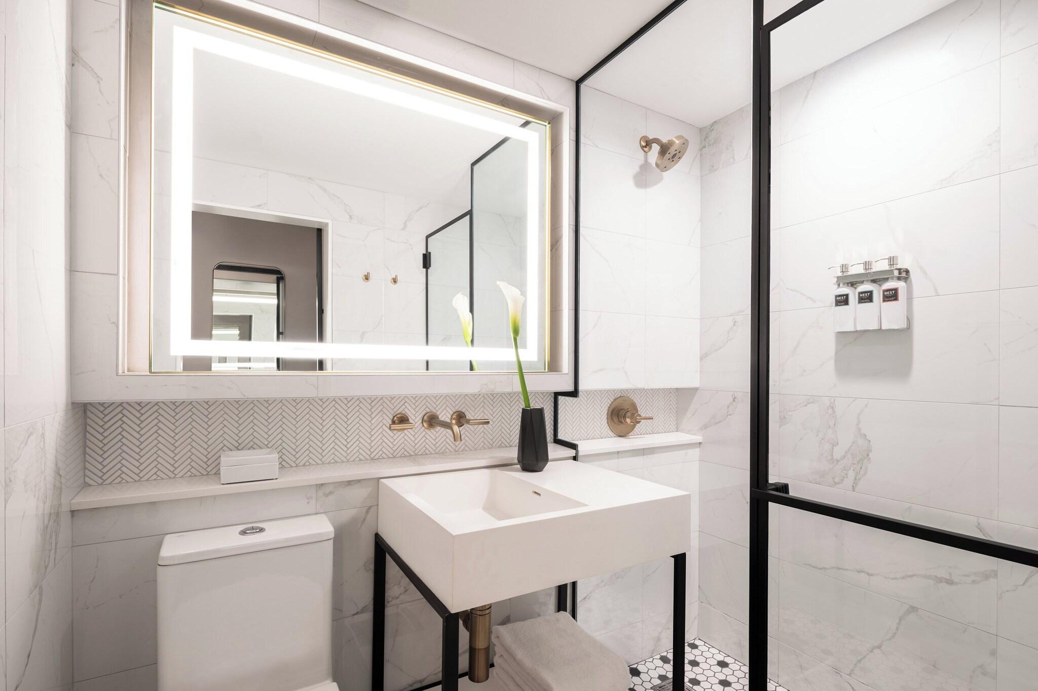 Quadruple Two Queen Beds