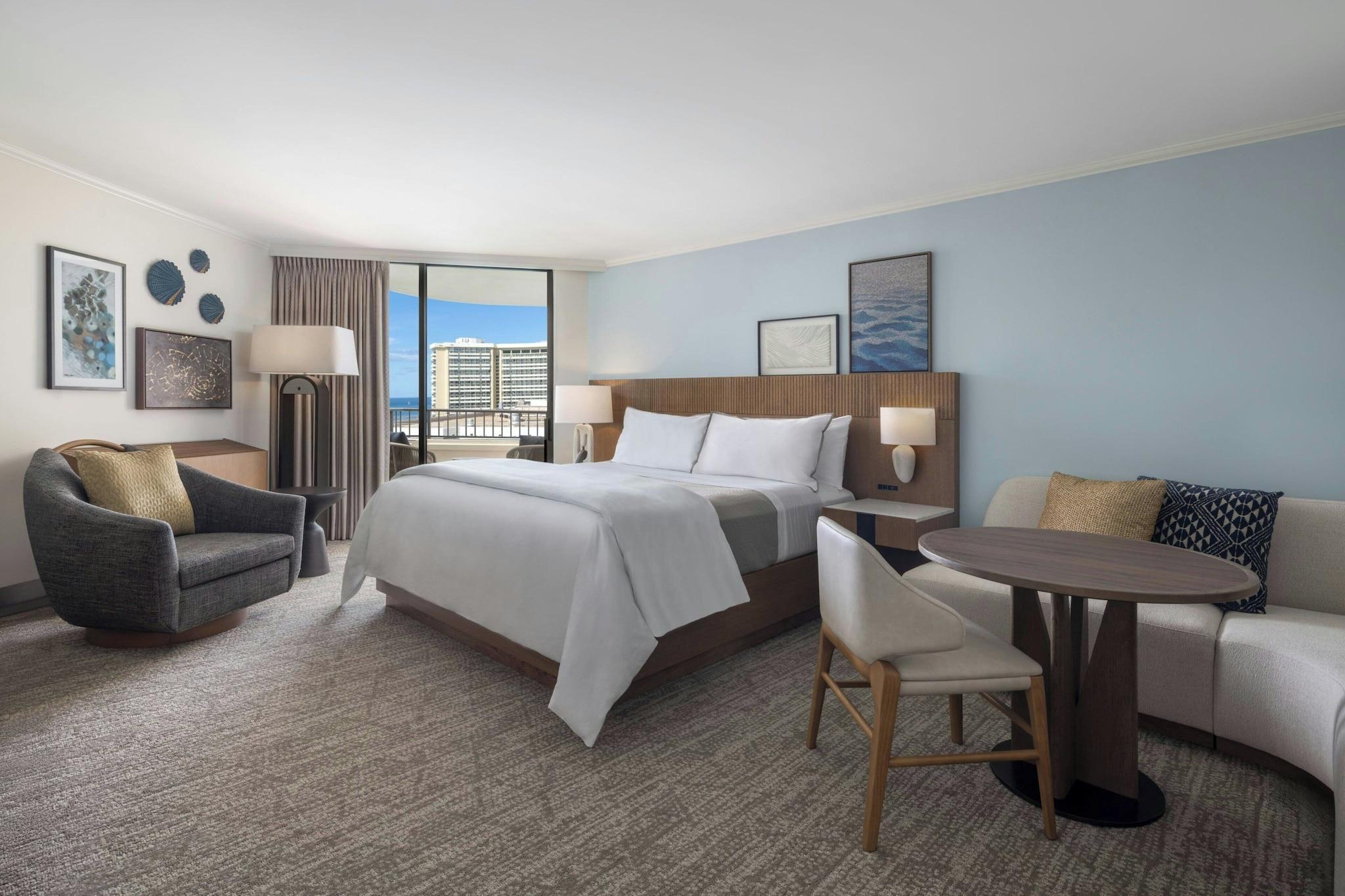 Double Partial Ocean View King Bed