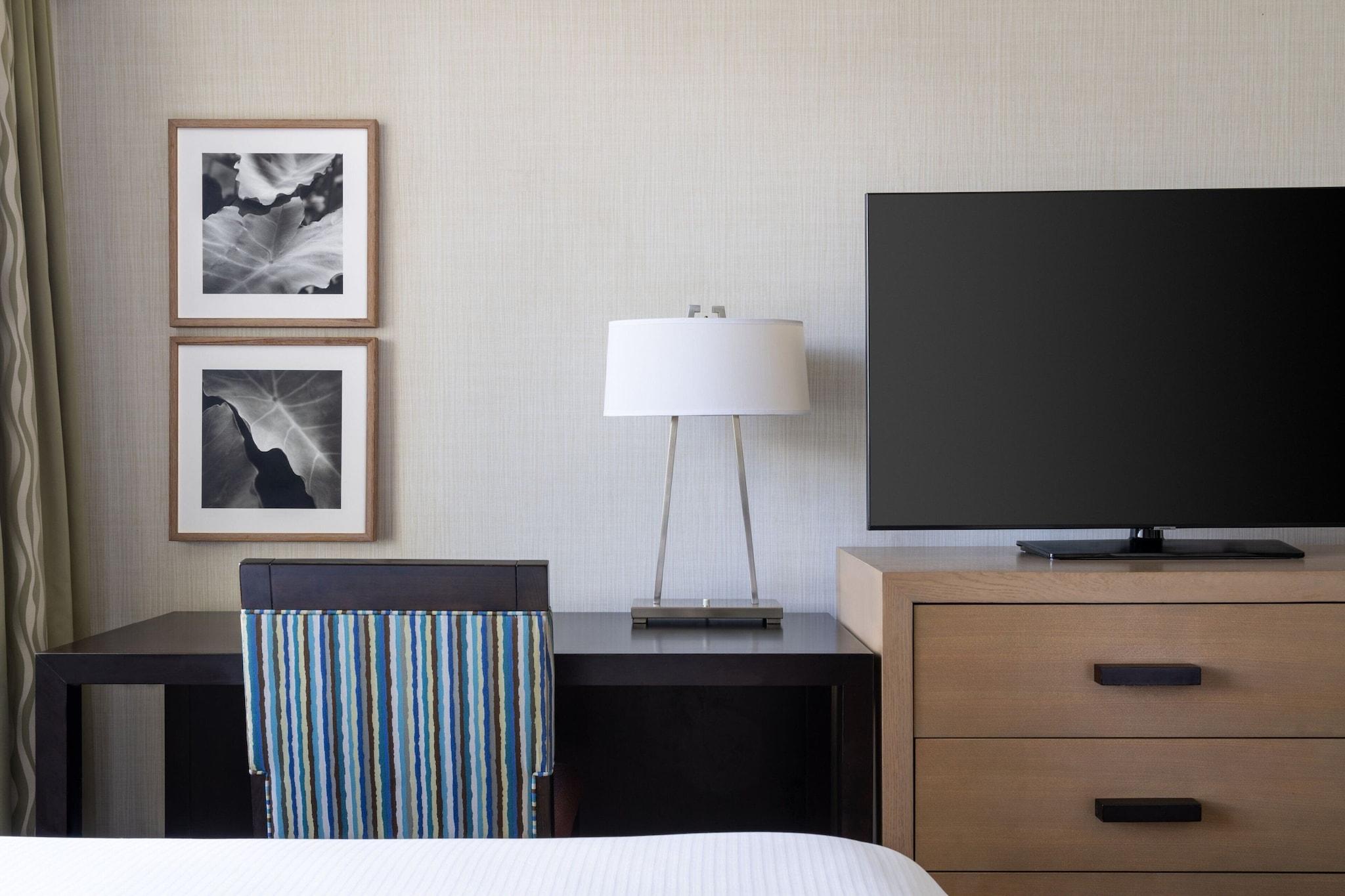 Double Ocean Front King Bed