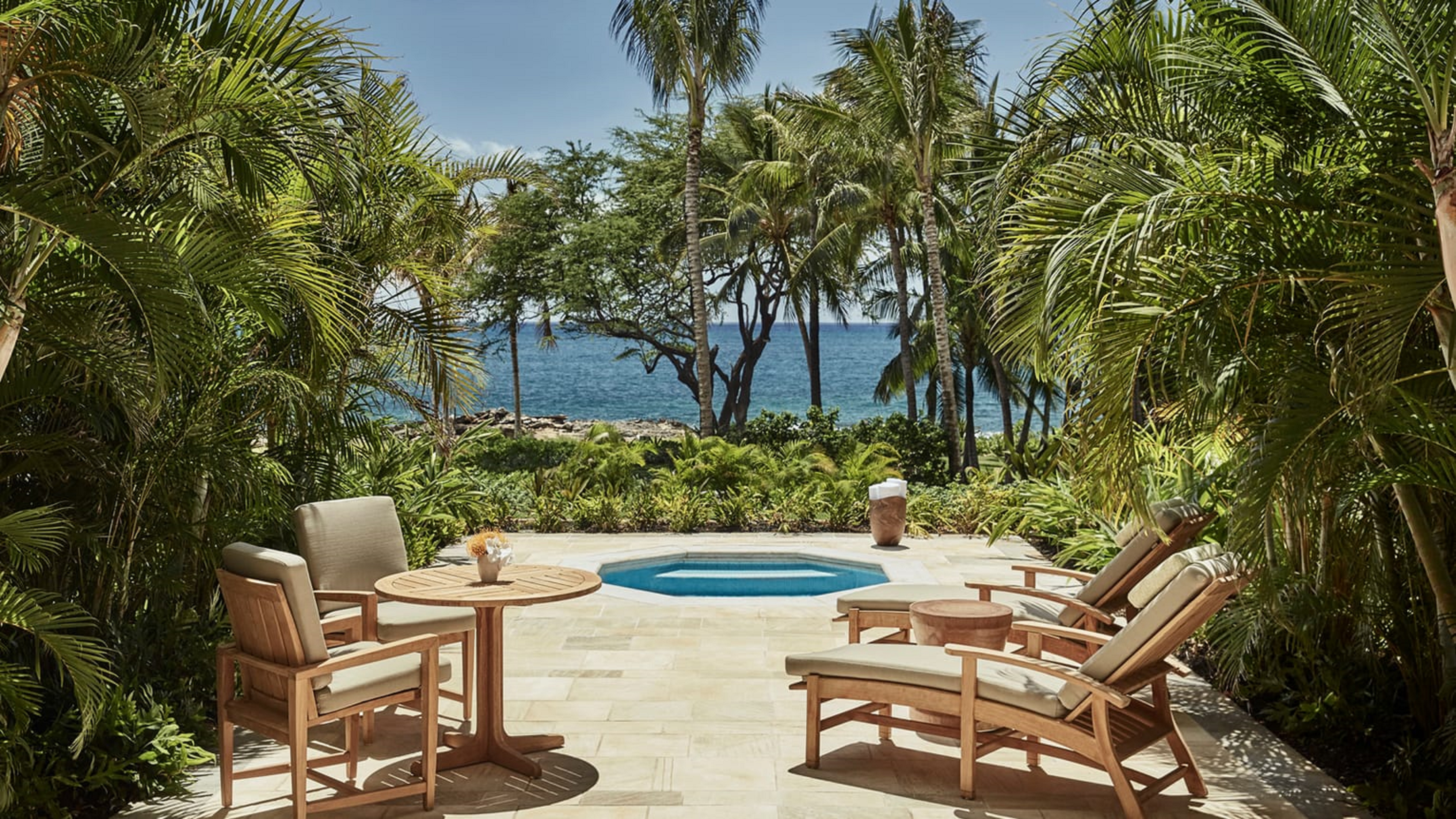 Double Deluxe King Bed