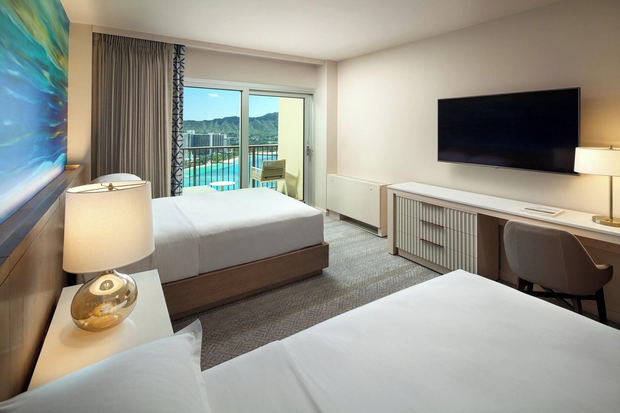 Quadruple Ocean Front Two Double Beds
