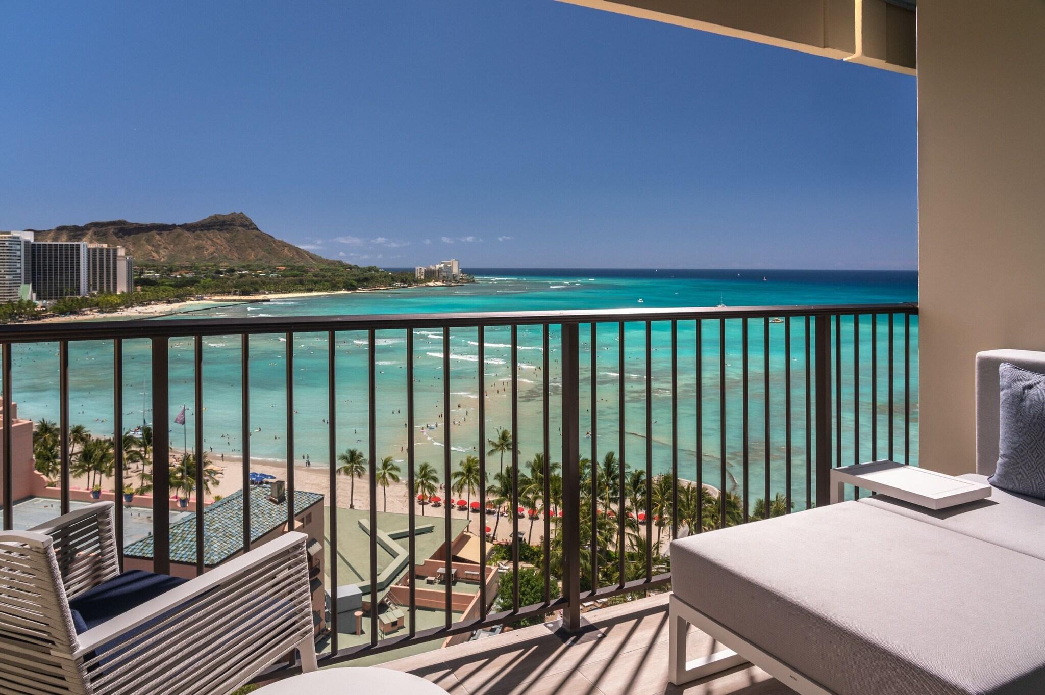 Quadruple Ocean Front Two Double Beds