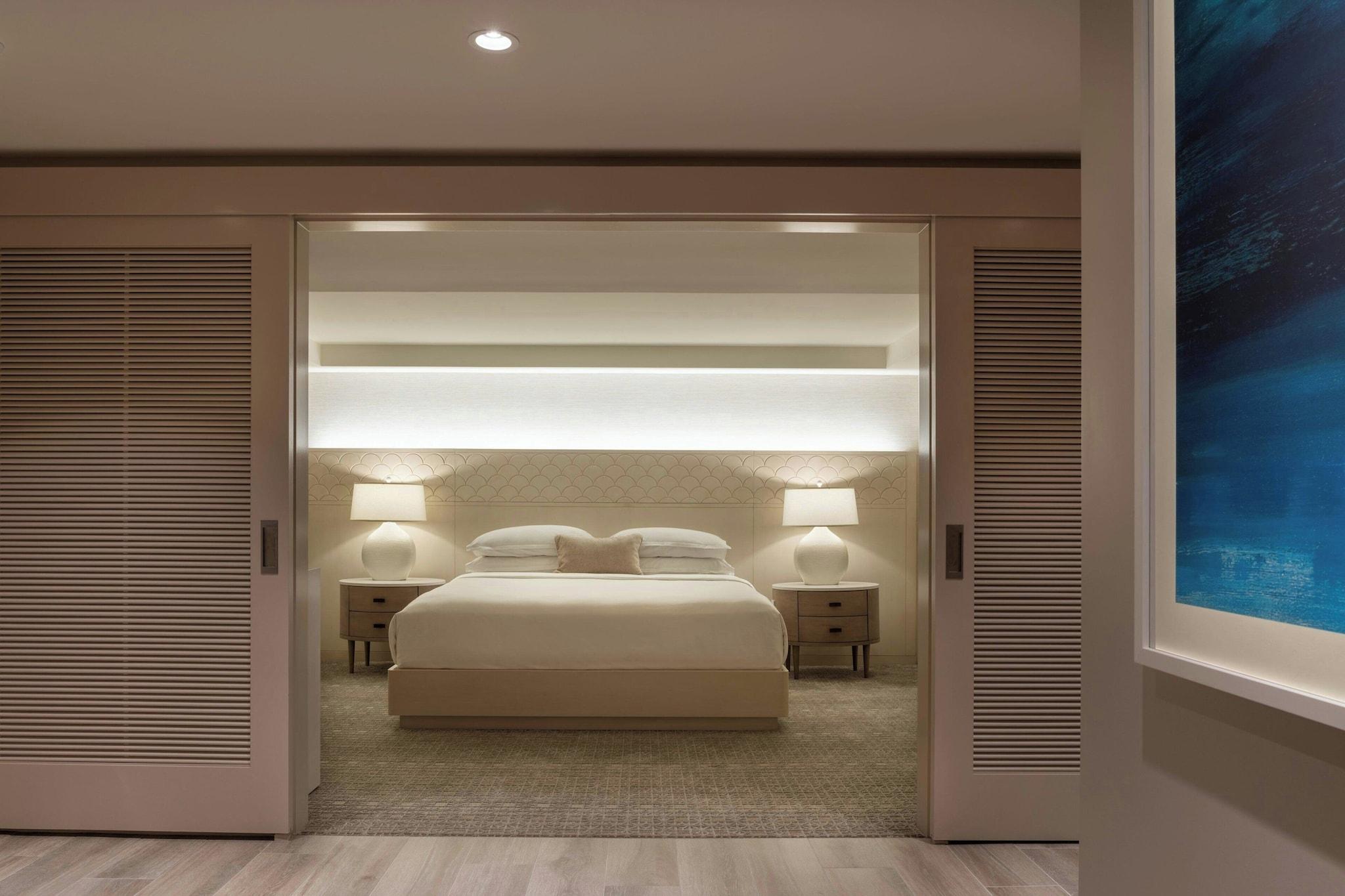 Suite King Bed One Bedroom 