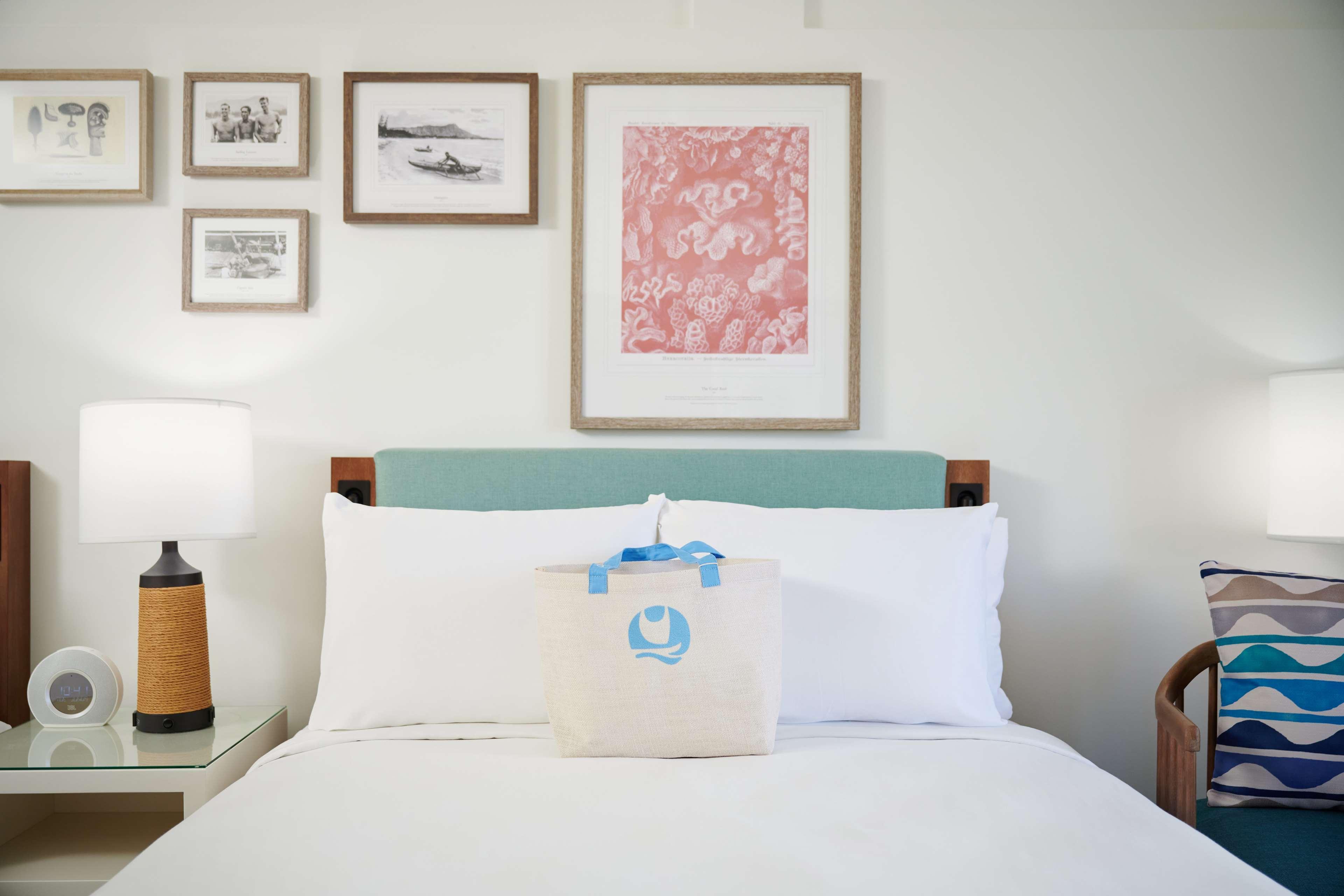 Double Club King Bed