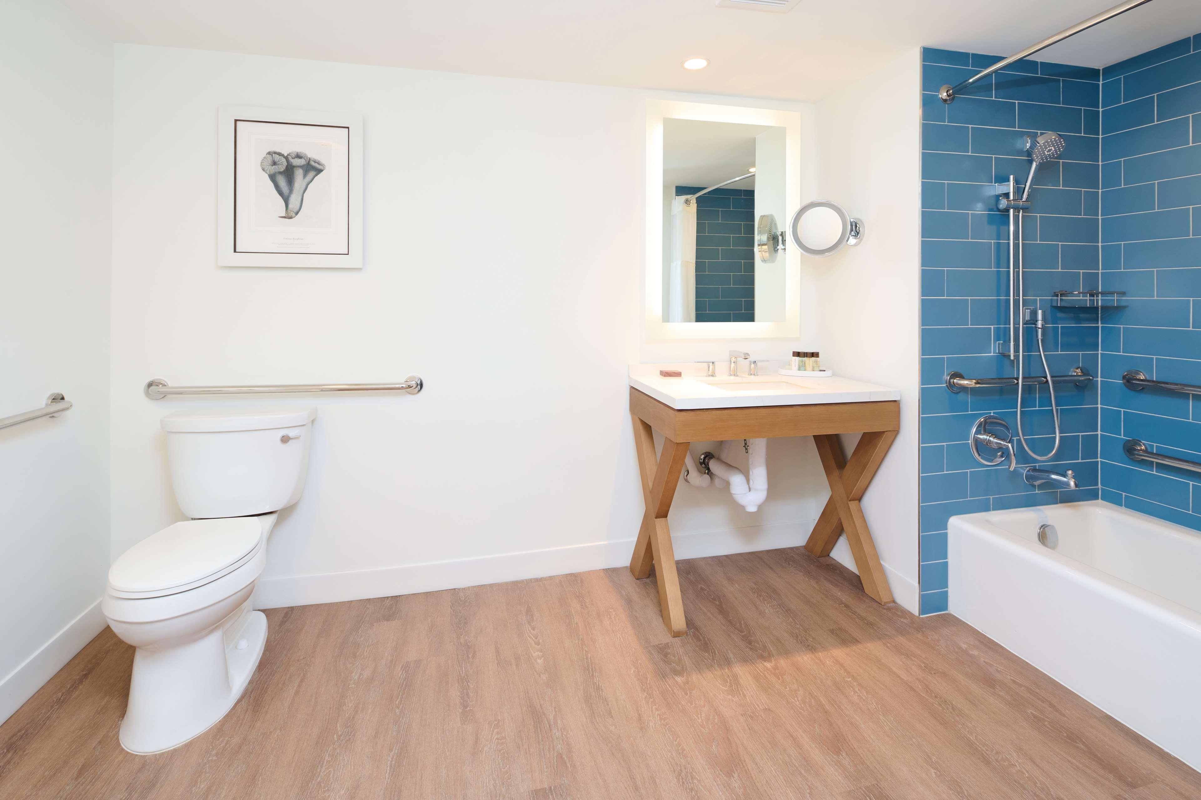 Suite Accessible with Views