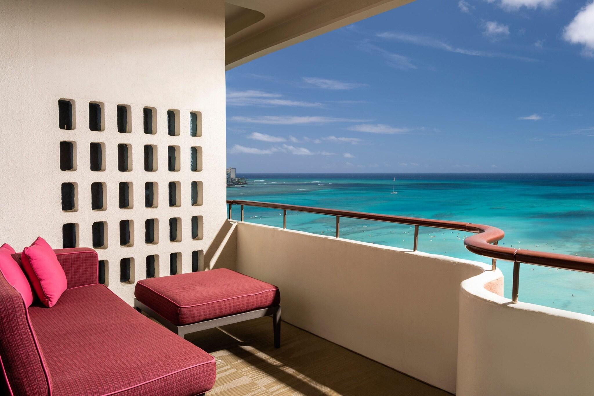Suite Ocean Front Two Double Beds