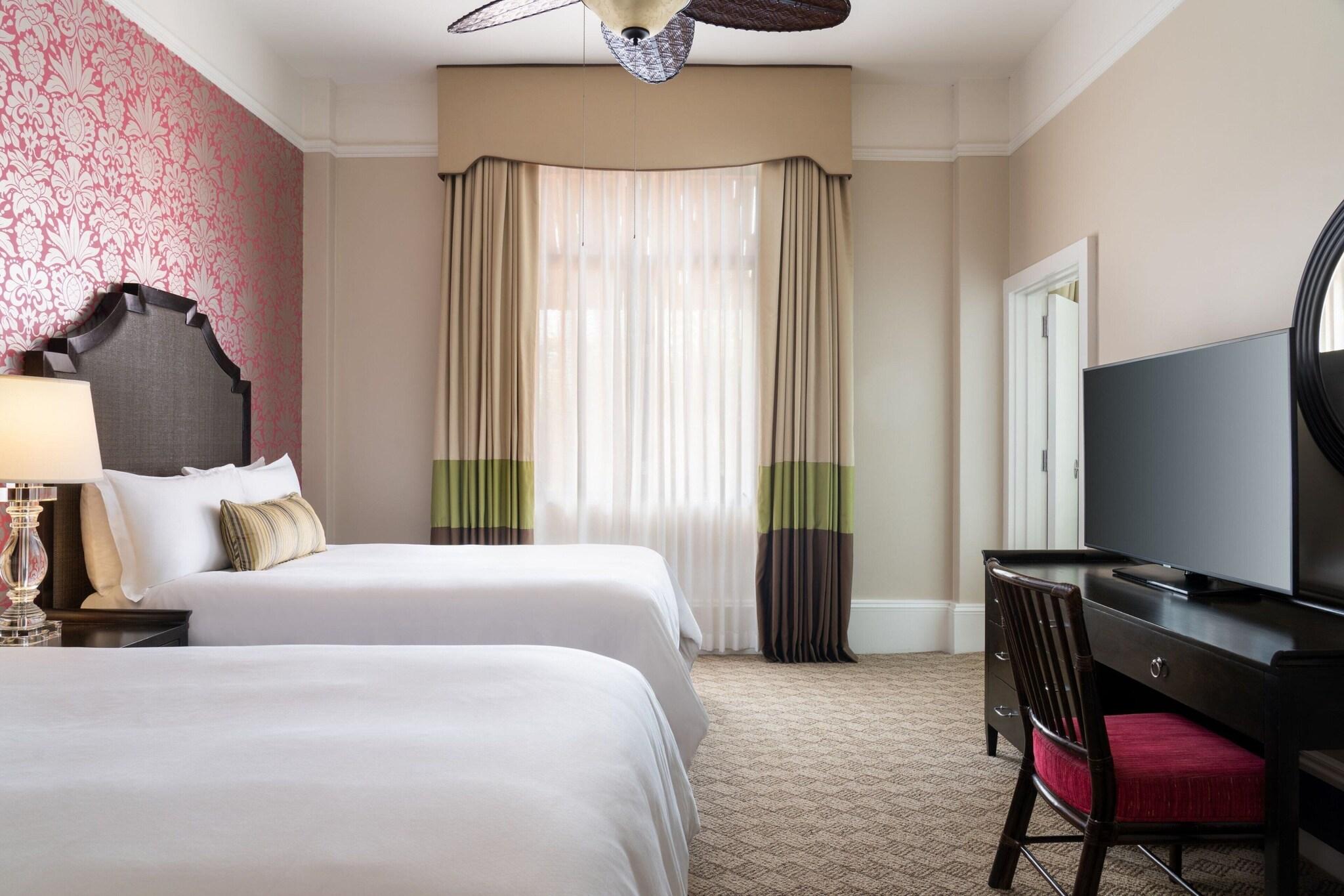 Suite Two Double Beds One Bedroom 