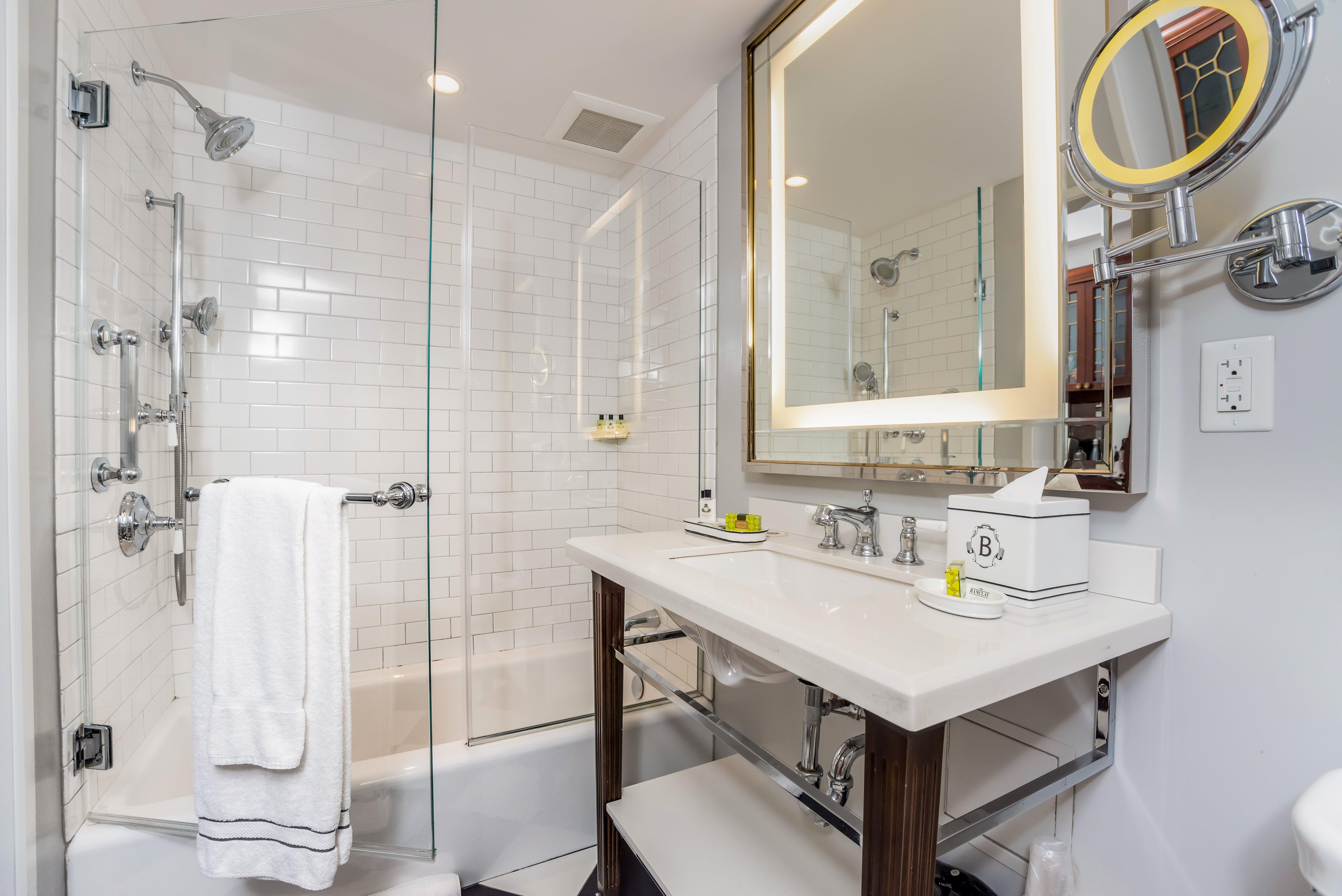 Double Classic Two Double Beds