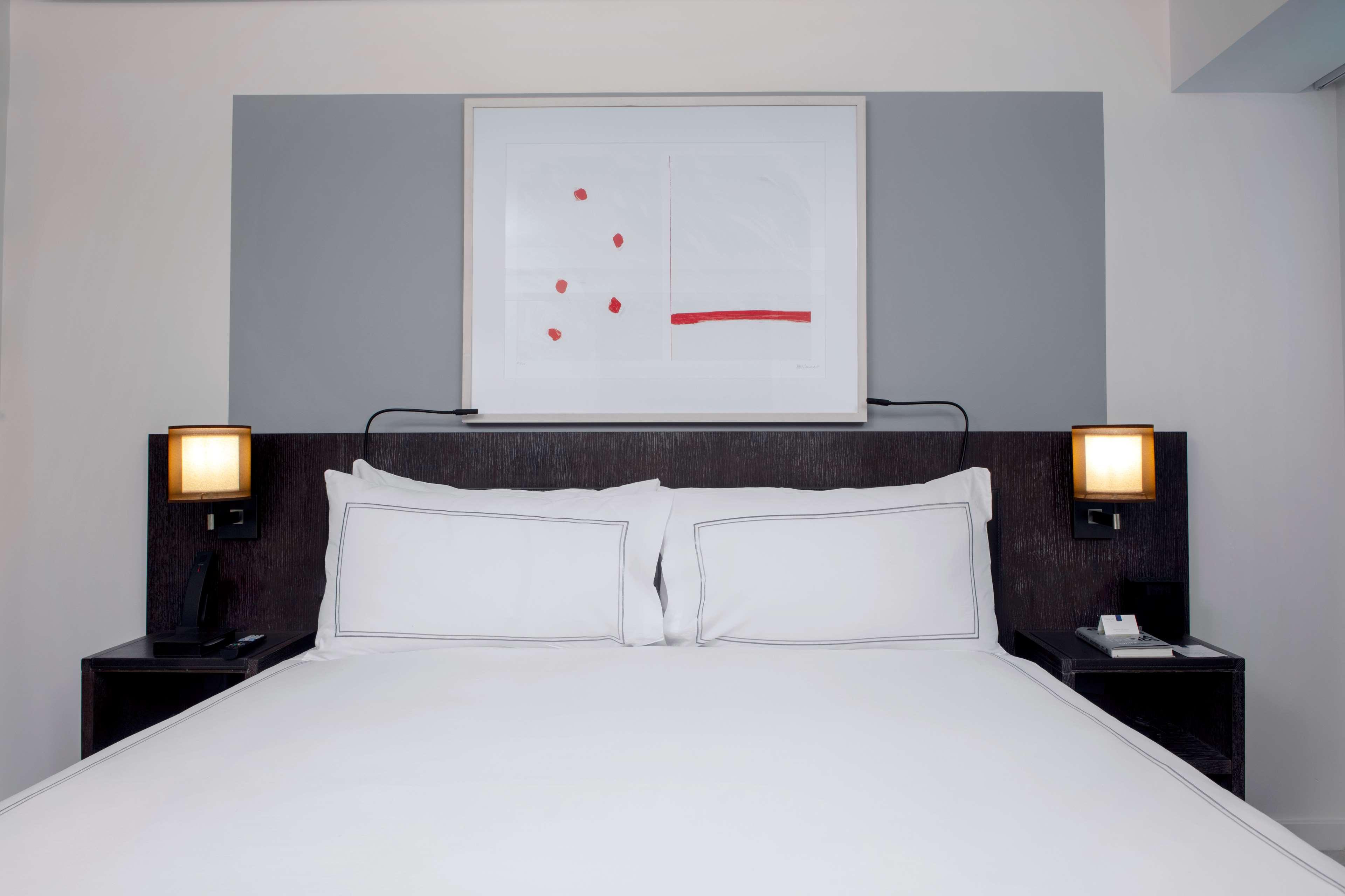 Suite Deluxe King Bed