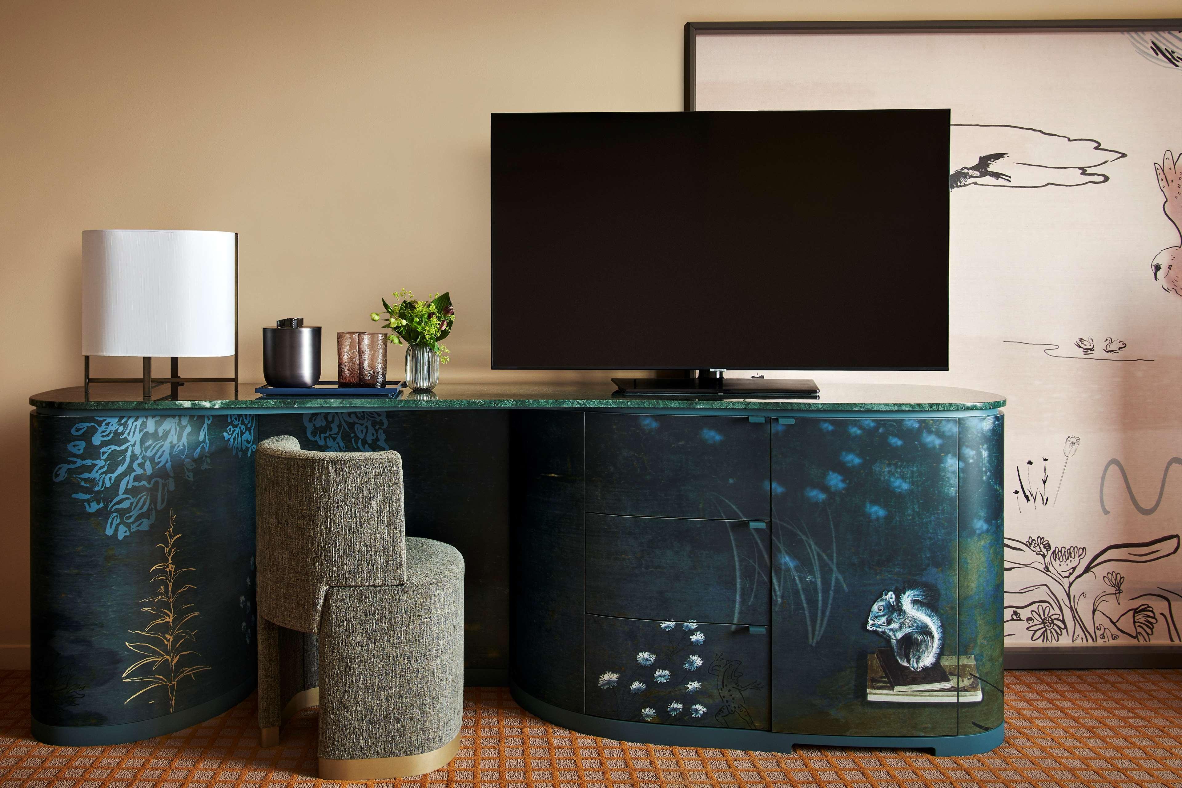 Room Premier King Bed