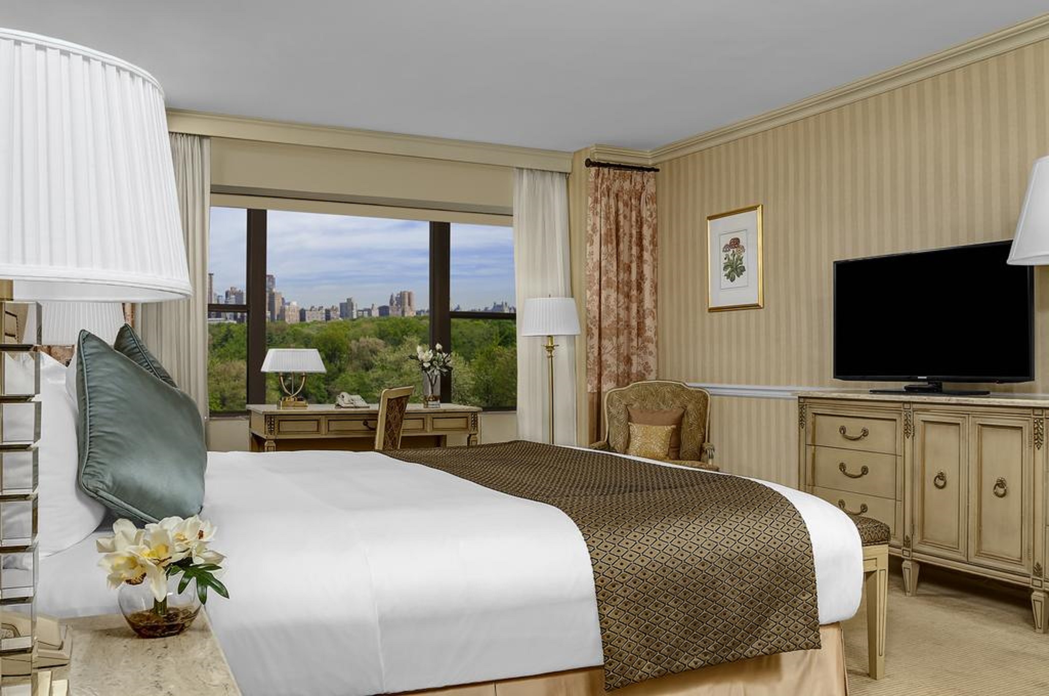 Double Executive King Bed