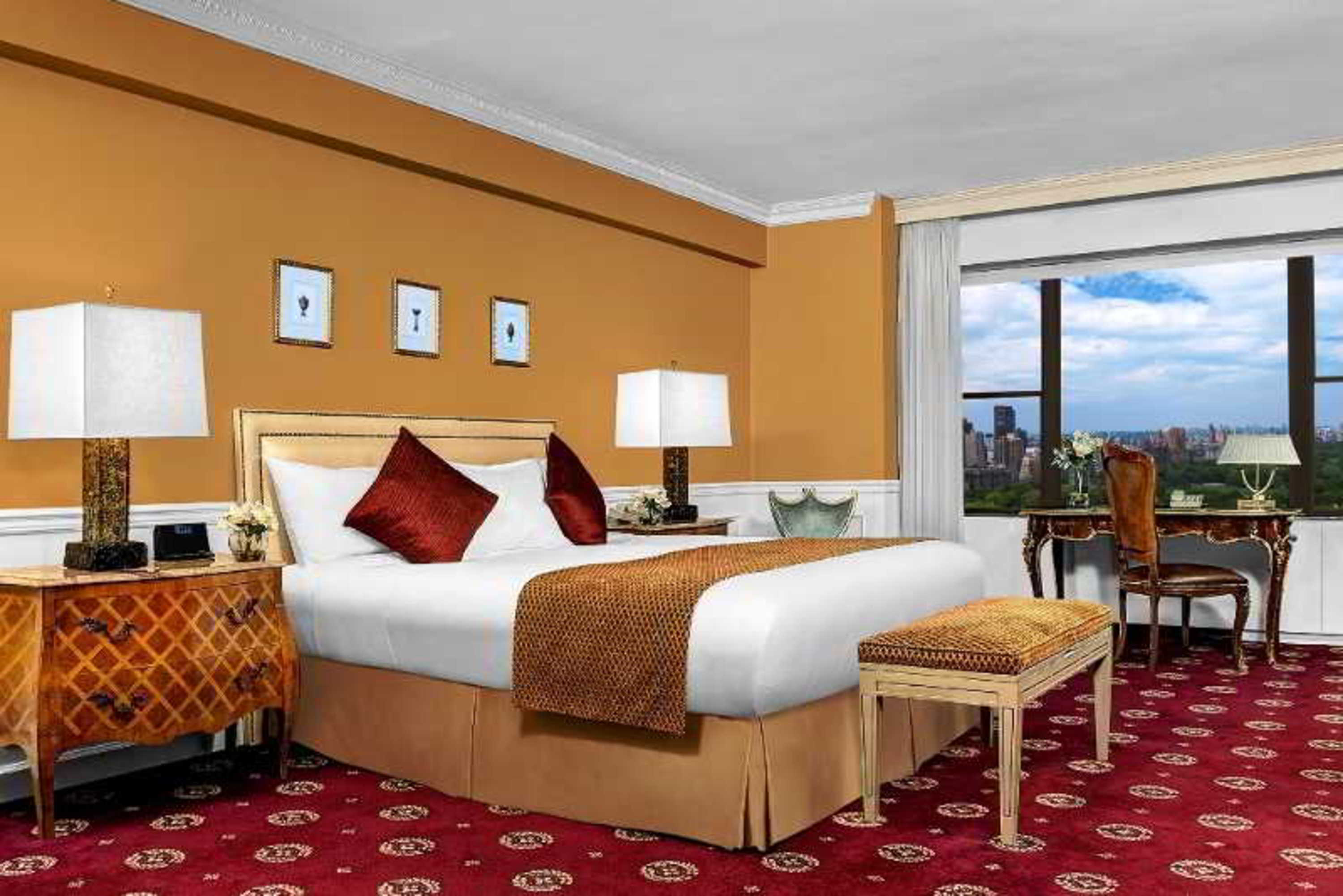 Double Queen Size Bed