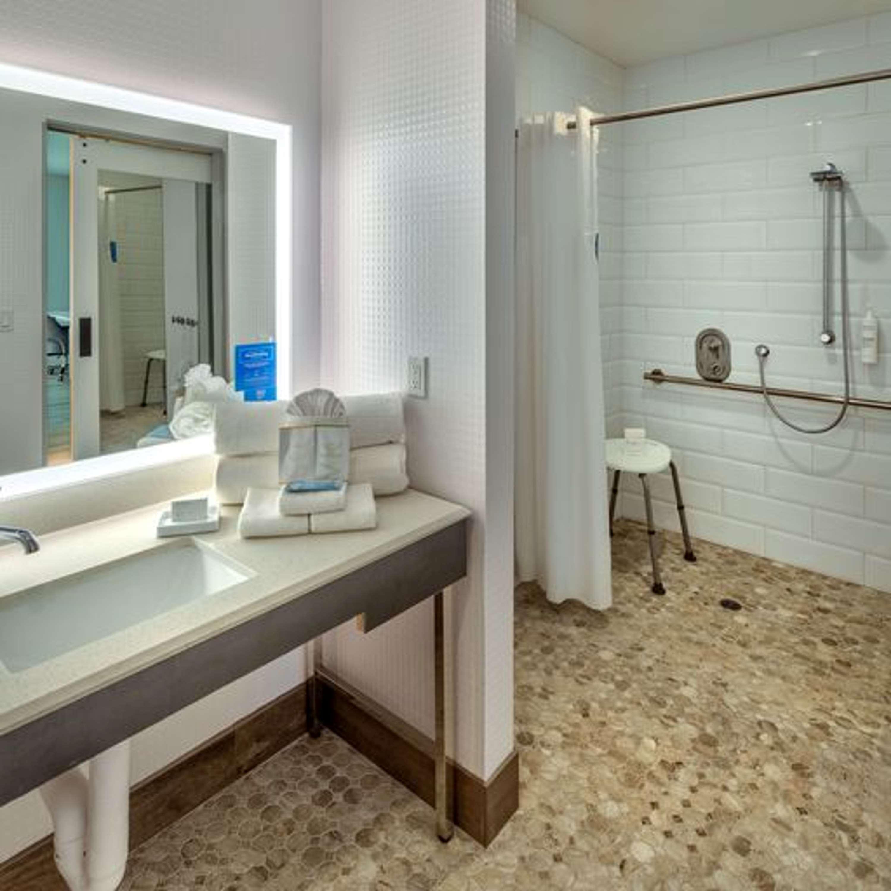 Double Accessible King Size Bed