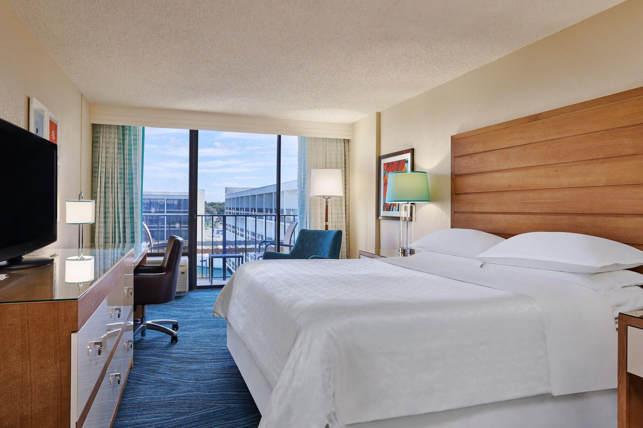Suite Pool View Two Double Beds