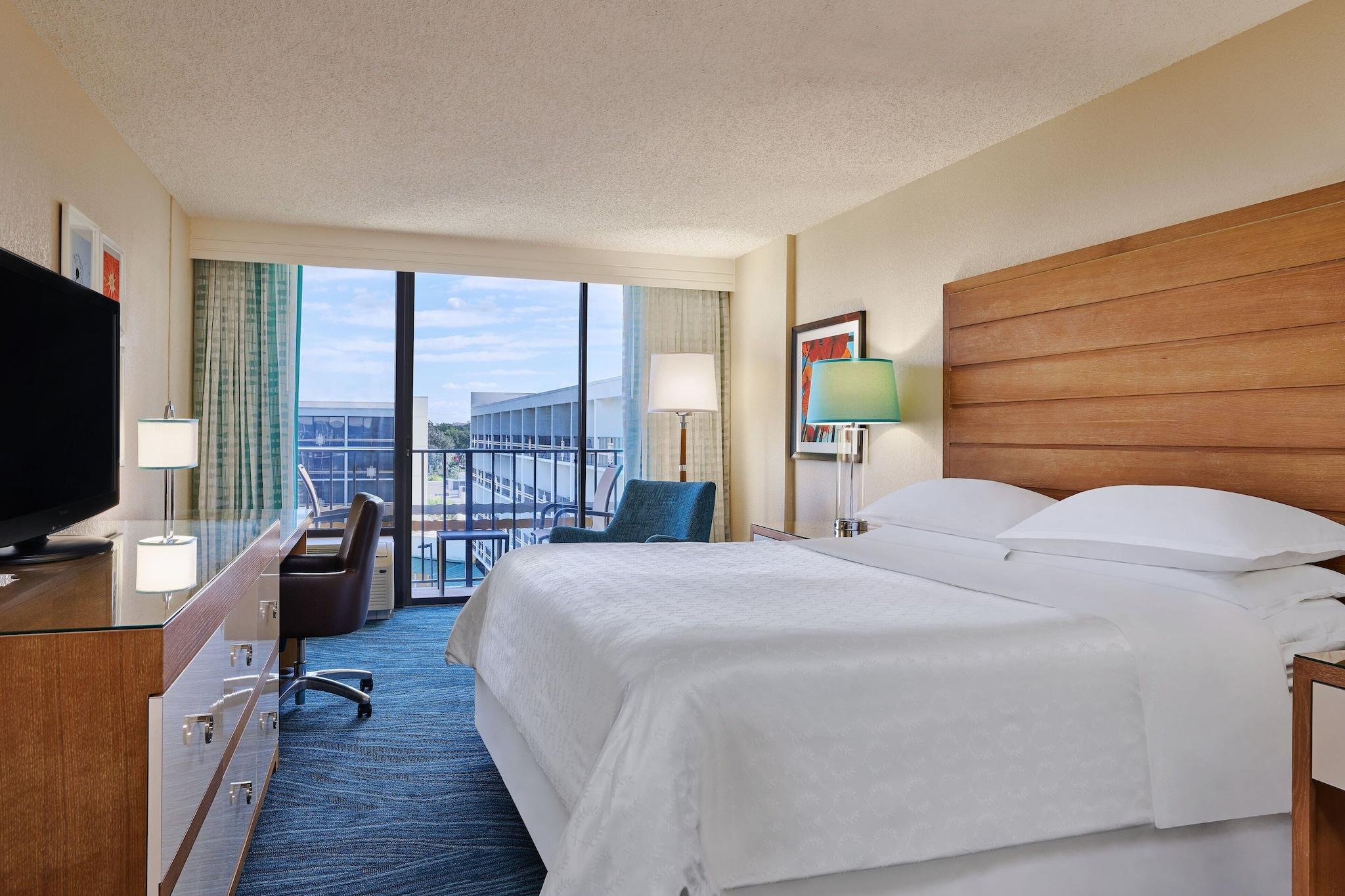 Suite Pool View Two Double Beds