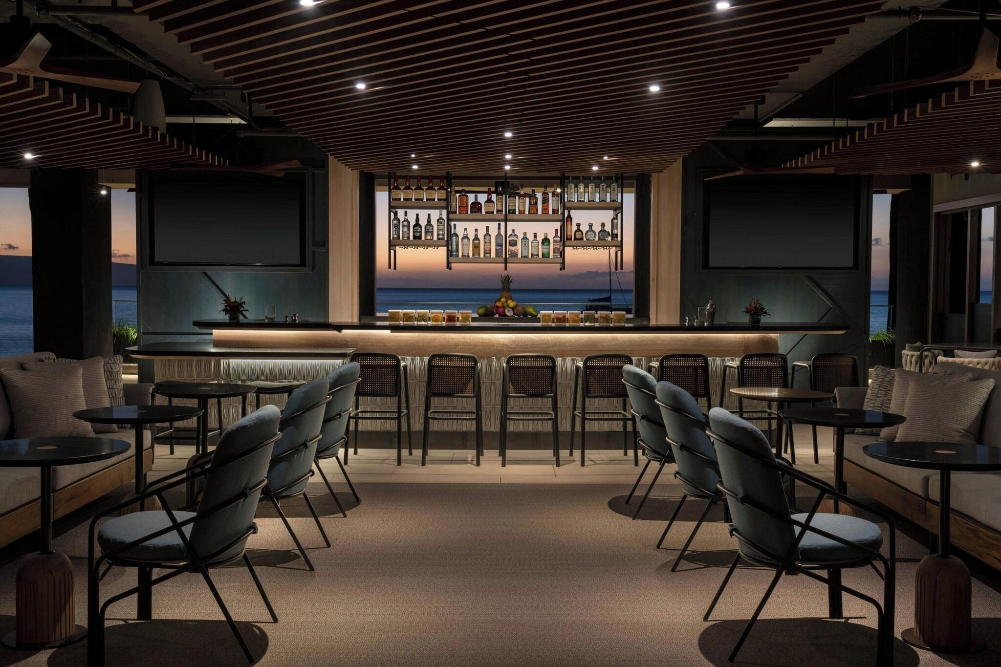 Quadruple Club Ocean Front