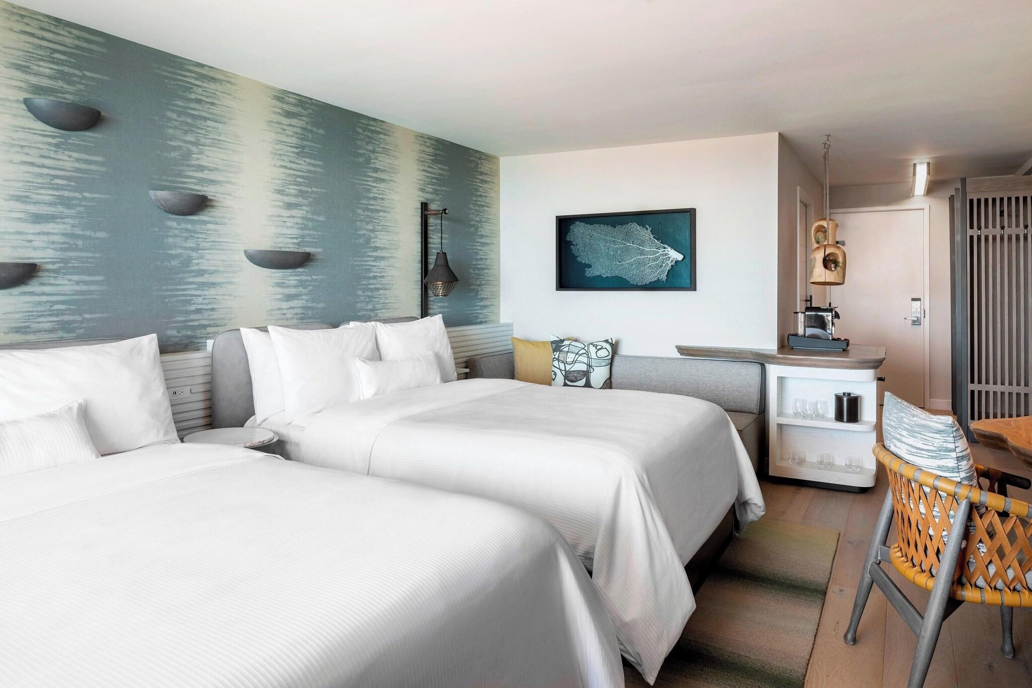 Quadruple Club Ocean Front