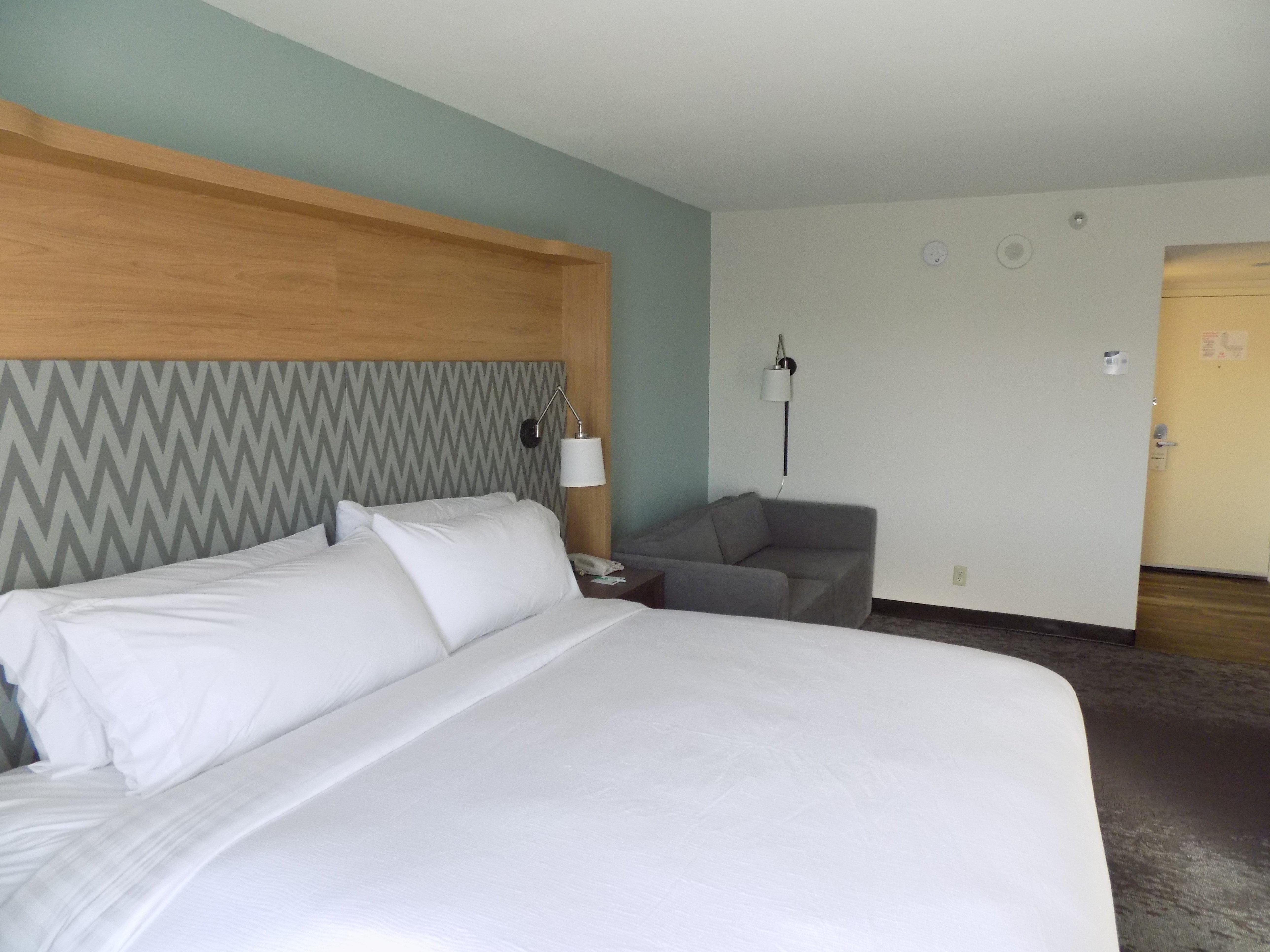 Double King Bed Non Smoking