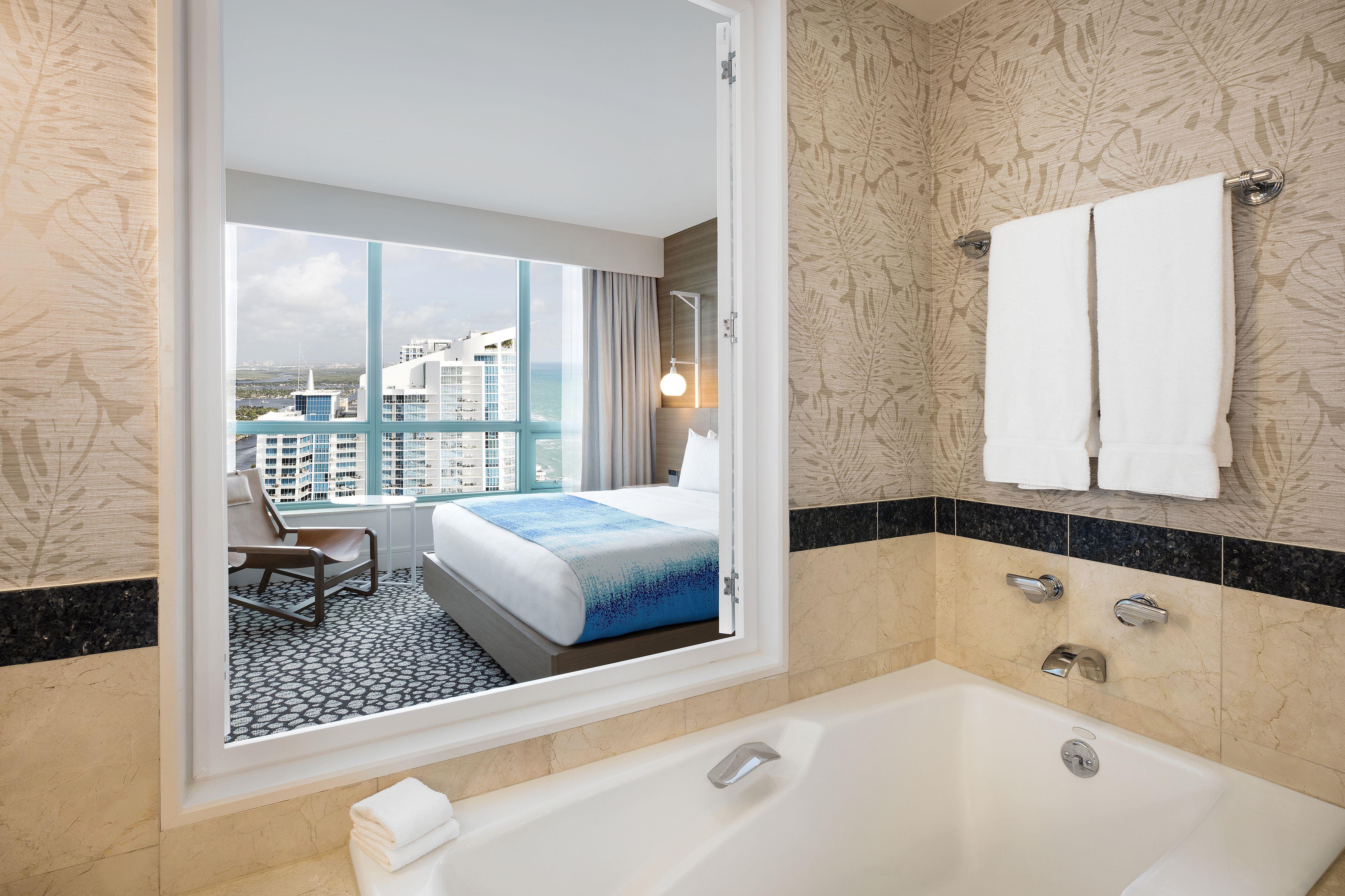 Suite with Views