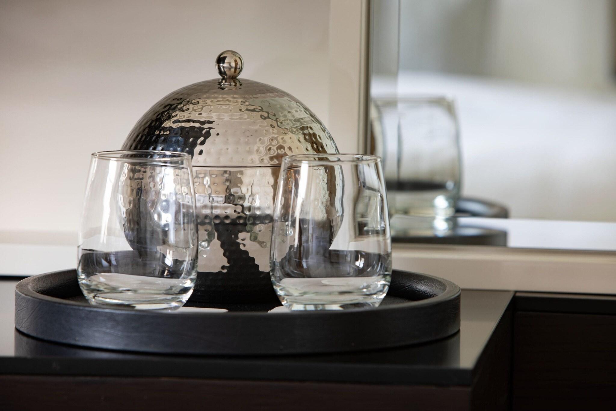 Suite Deluxe King Bed