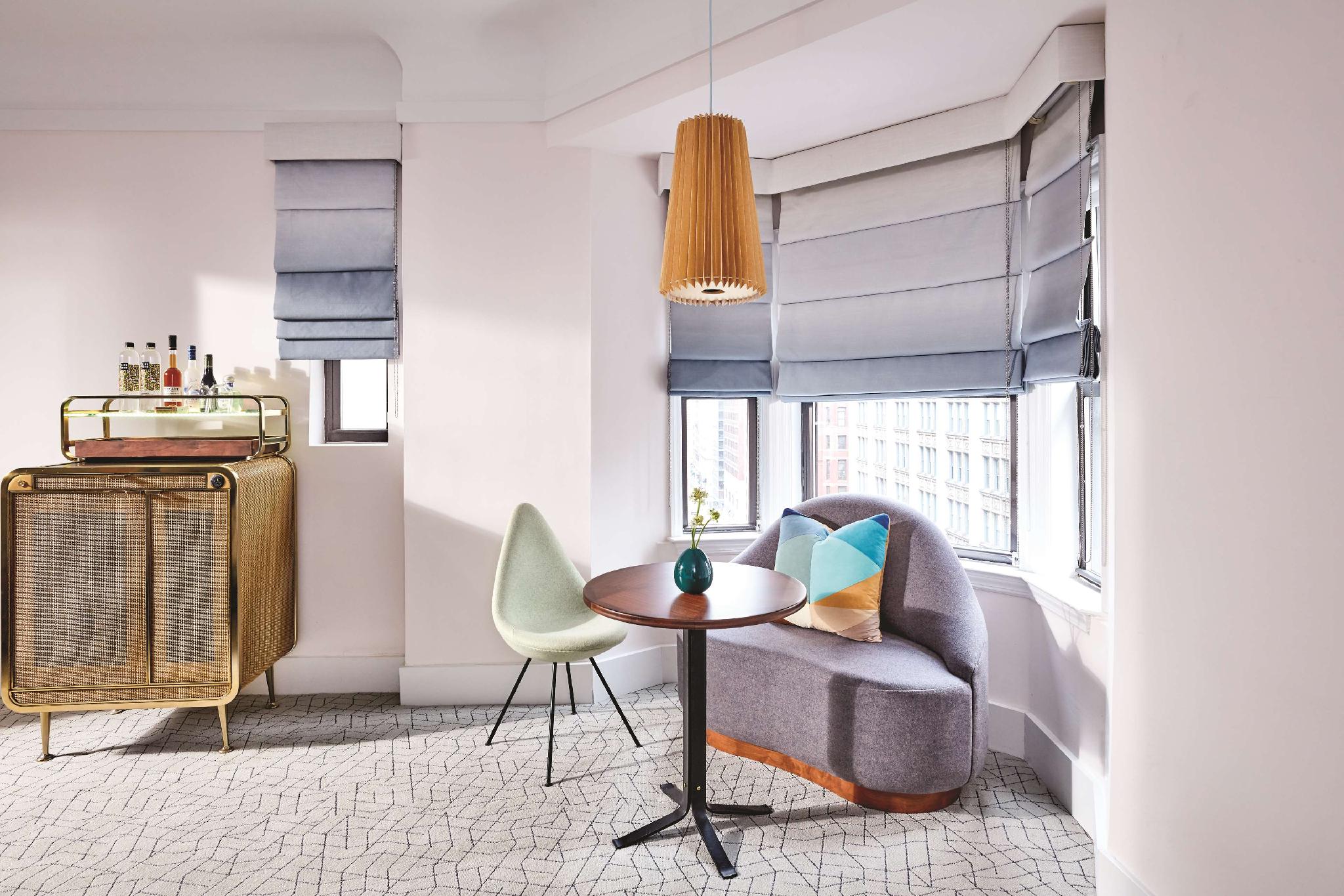 Double Deluxe King Bed